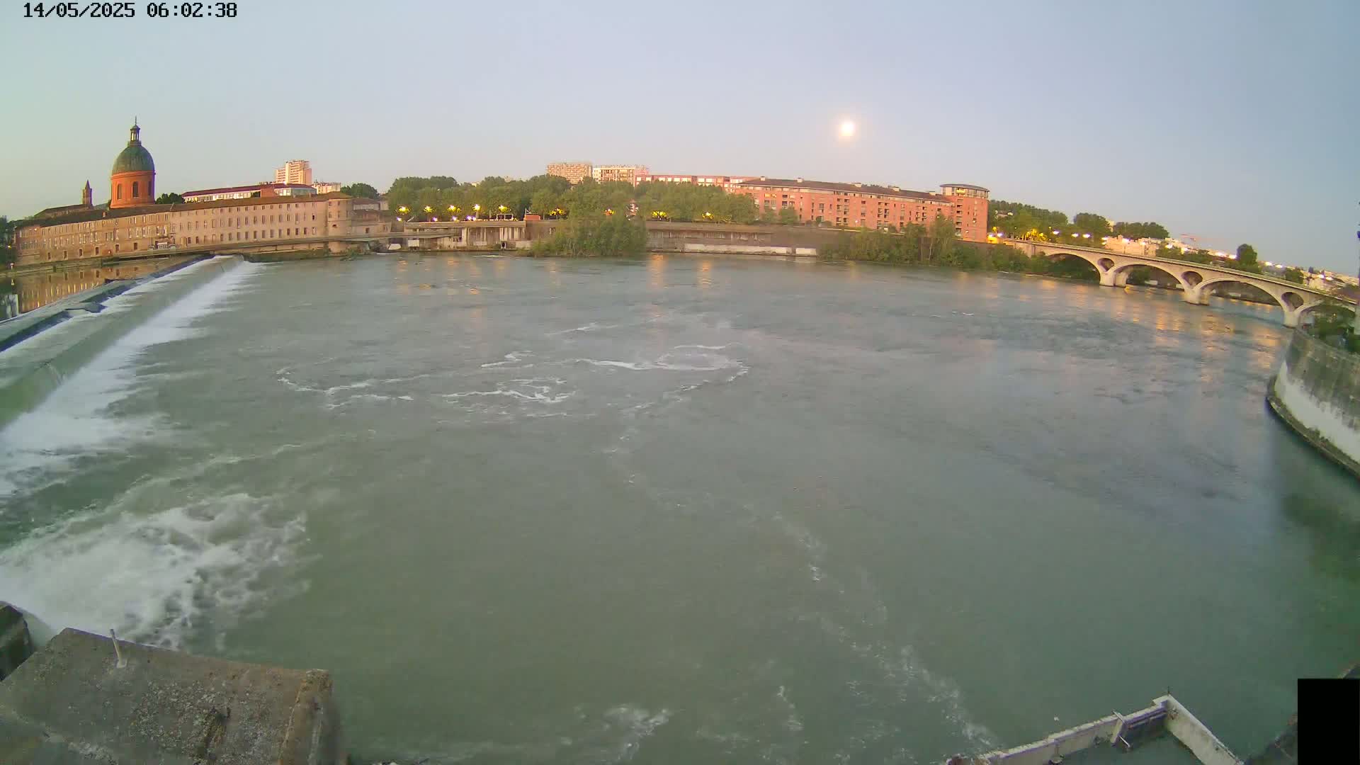 Toulouse City & Garonne River Live Cam - Toulouse, Haute-Garonne, Occitanie, France