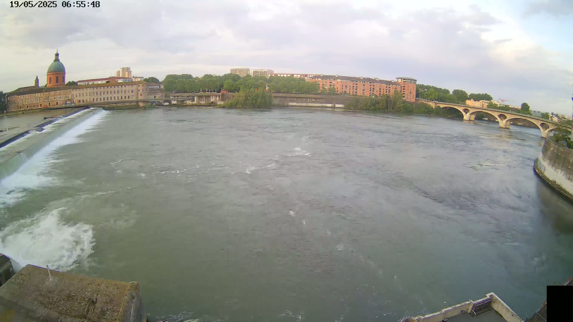 Toulouse City & Garonne River Live Cam - Toulouse, Haute-Garonne, Occitanie, France