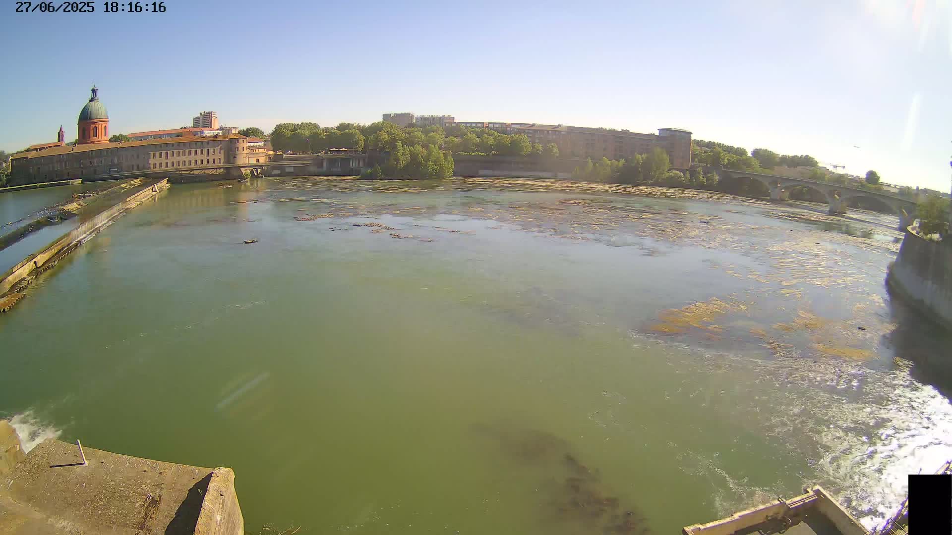 Toulouse City & Garonne River Live Cam - Toulouse, Haute-Garonne, Occitanie, France