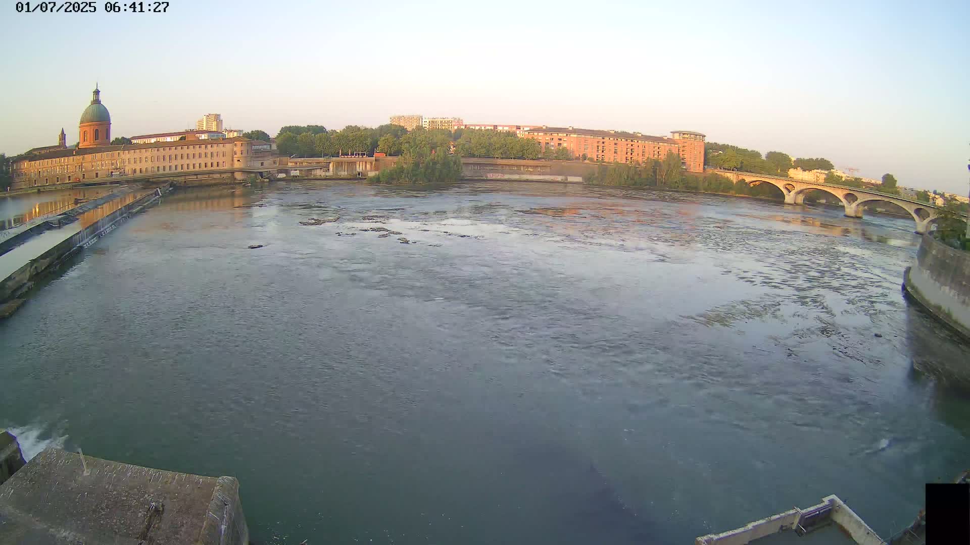 Toulouse City & Garonne River Live Cam - Toulouse, Haute-Garonne, Occitanie, France