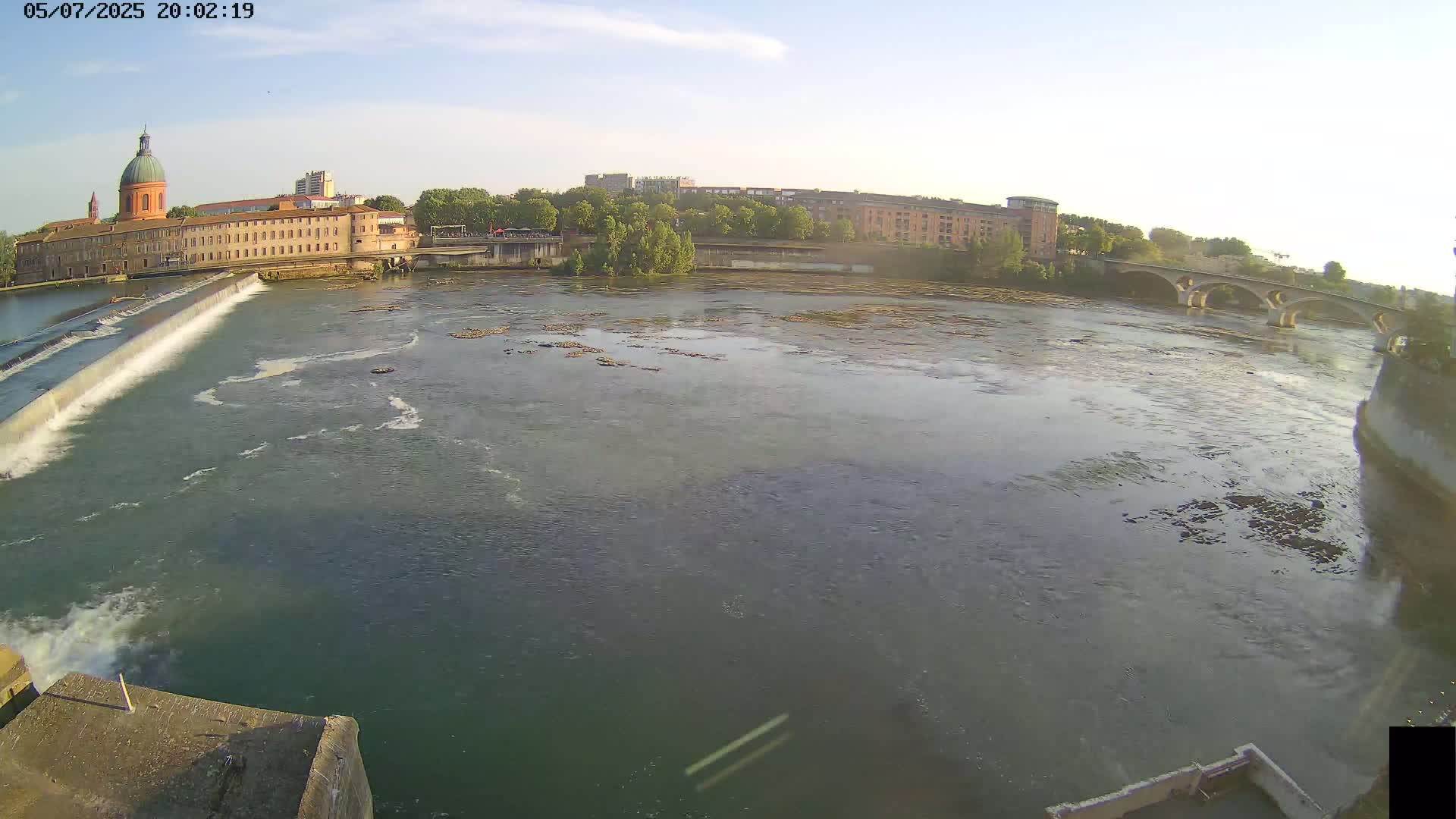 Toulouse City & Garonne River Live Cam - Toulouse, Haute-Garonne, Occitanie, France