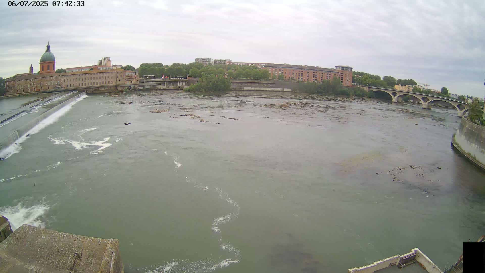Toulouse City & Garonne River Live Cam - Toulouse, Haute-Garonne, Occitanie, France