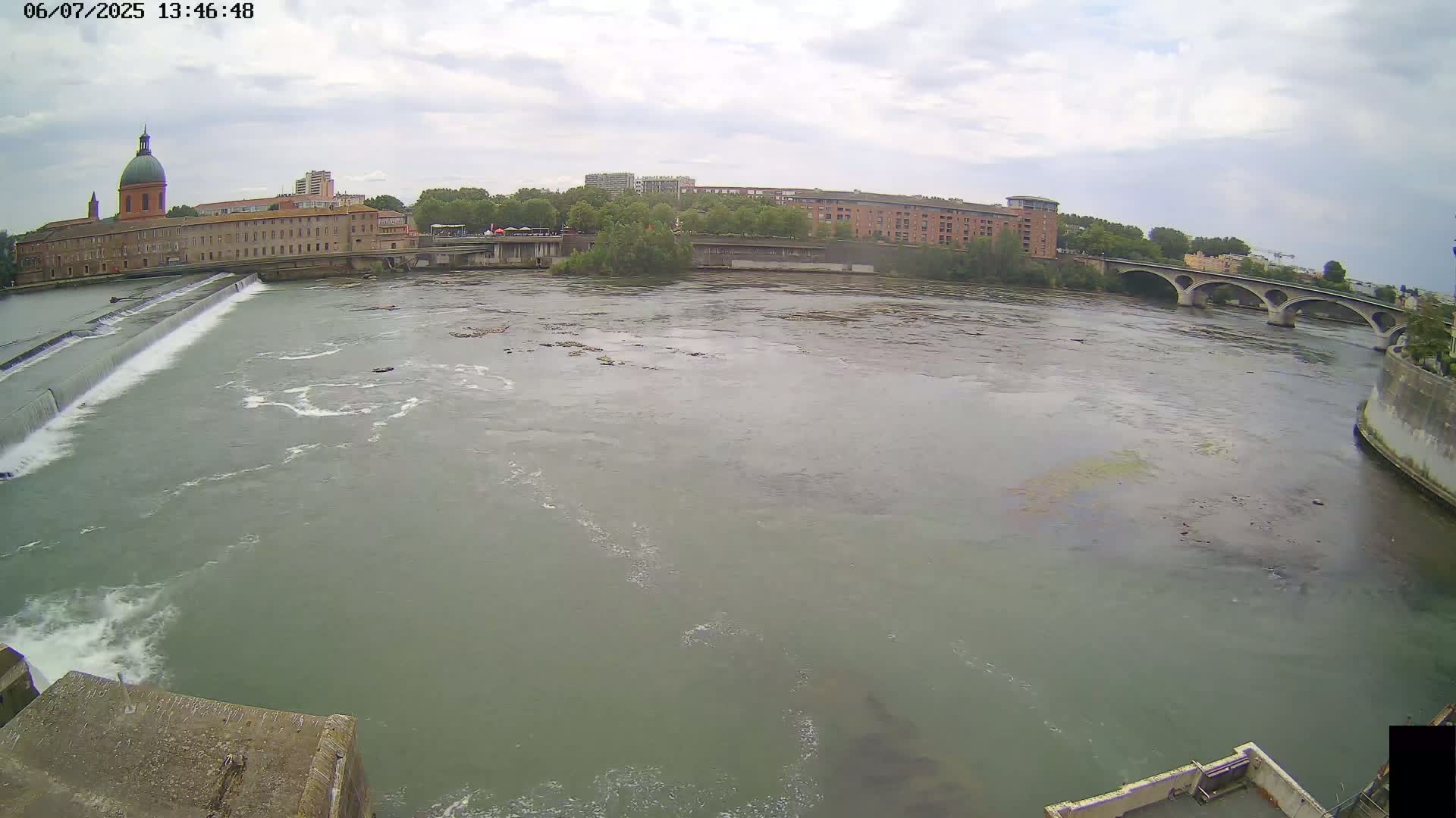 Toulouse City & Garonne River Live Cam - Toulouse, Haute-Garonne, Occitanie, France