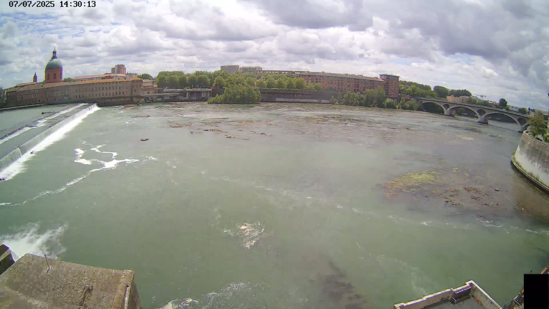 Toulouse City & Garonne River Live Cam - Toulouse, Haute-Garonne, Occitanie, France