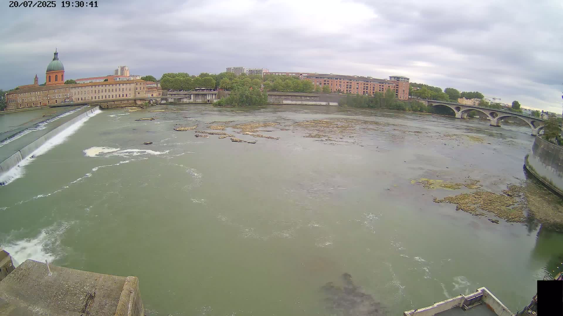 Toulouse City & Garonne River Live Cam - Toulouse, Haute-Garonne, Occitanie, France