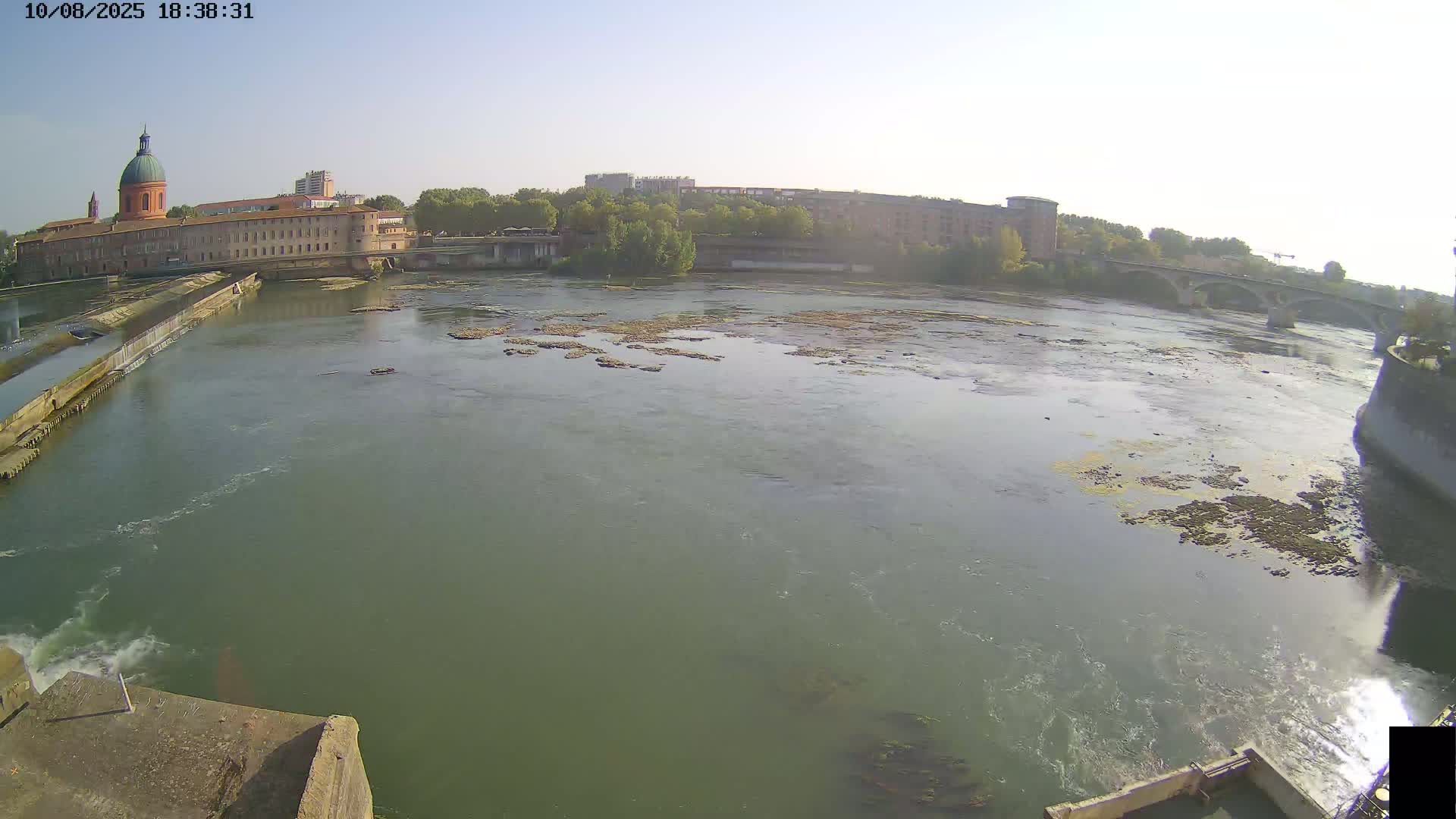Toulouse City & Garonne River Live Cam - Toulouse, Haute-Garonne, Occitanie, France