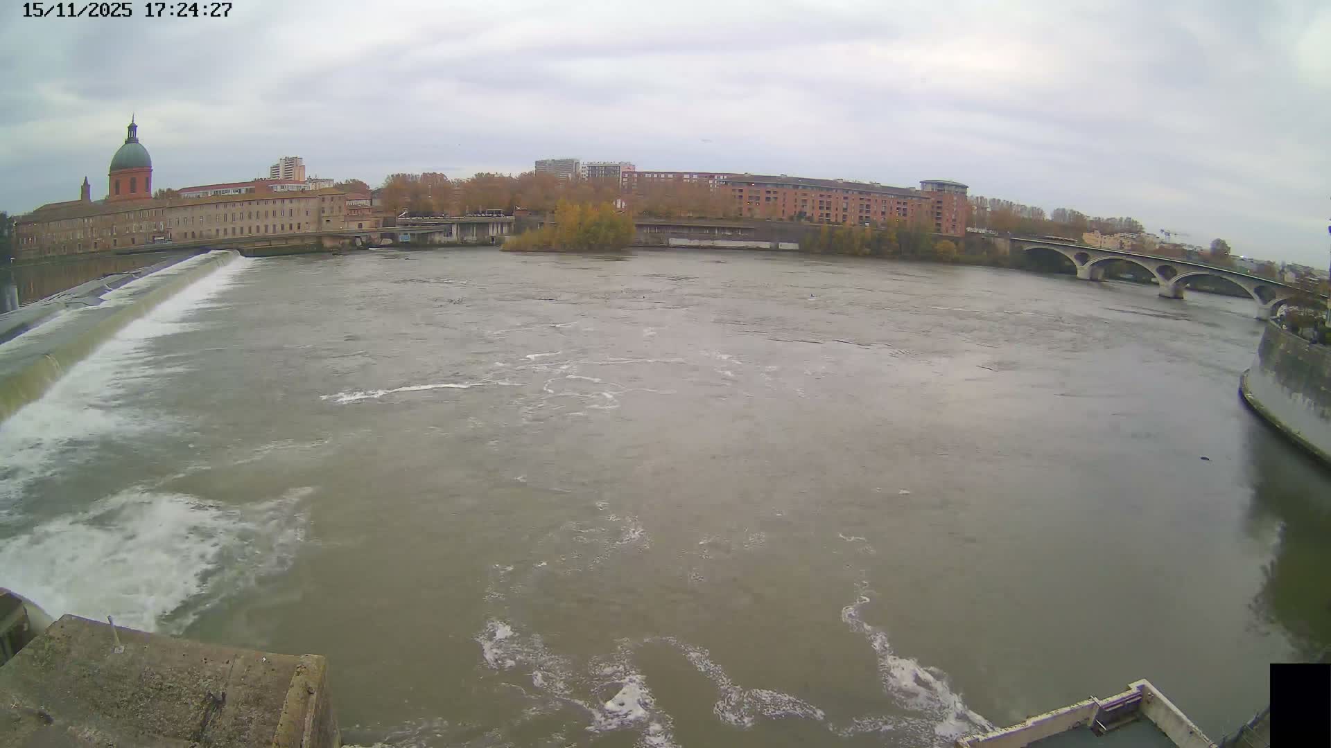 Toulouse City & Garonne River Live Cam - Toulouse, Haute-Garonne, Occitanie, France
