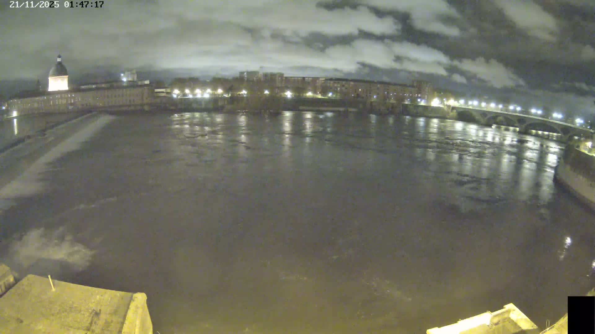 Toulouse City & Garonne River Live Cam - Toulouse, Haute-Garonne, Occitanie, France