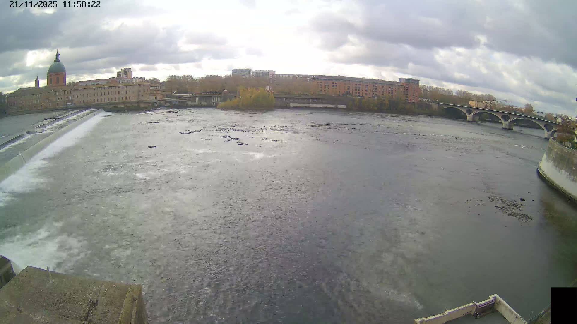 Toulouse City & Garonne River Live Cam - Toulouse, Haute-Garonne, Occitanie, France