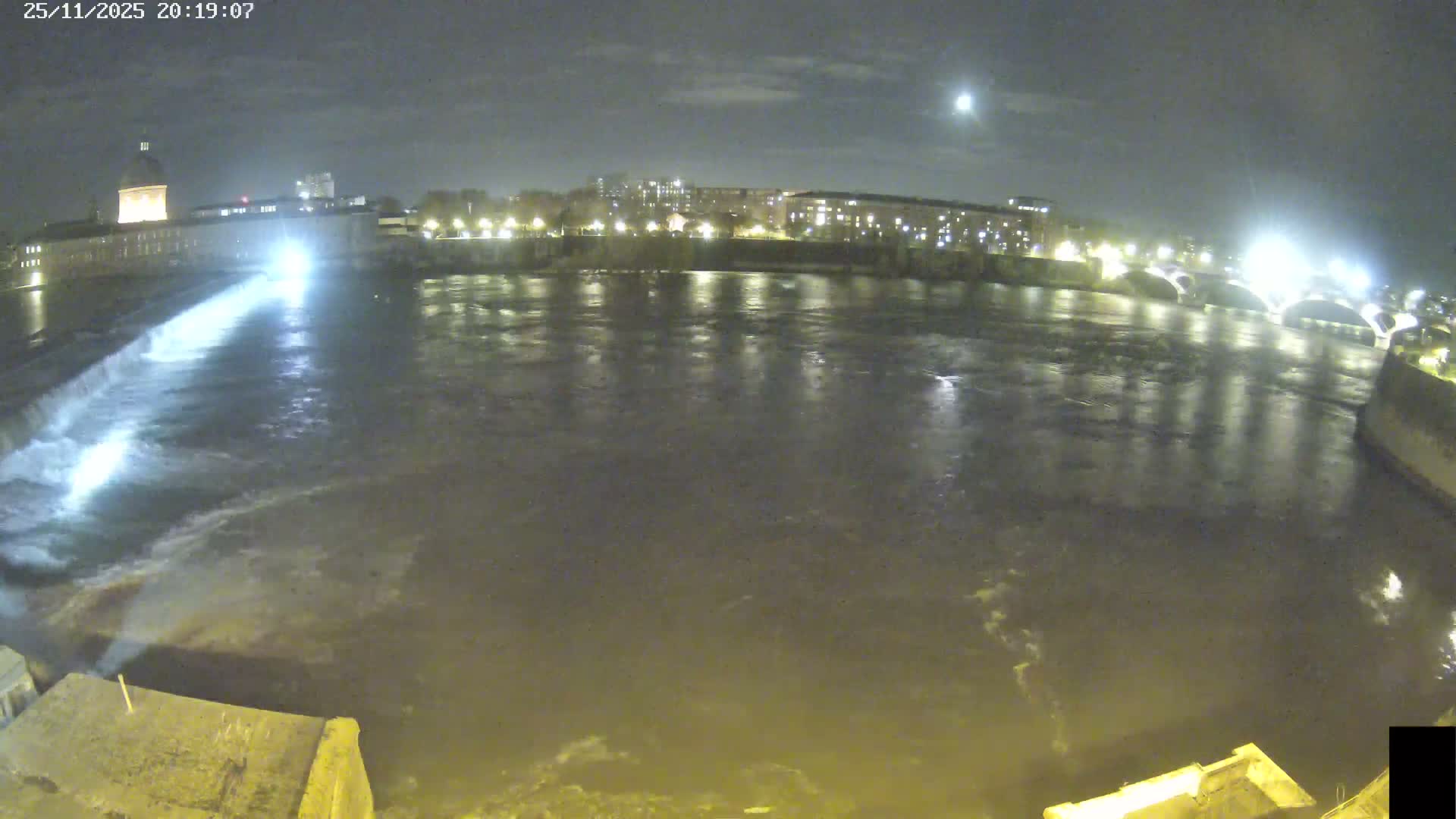 Toulouse City & Garonne River Live Cam - Toulouse, Haute-Garonne, Occitanie, France