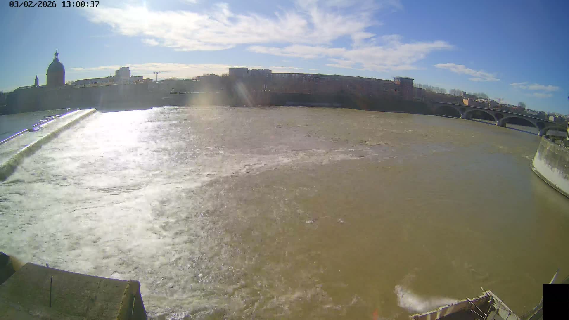 Toulouse City & Garonne River Live Cam - Toulouse, Haute-Garonne, Occitanie, France