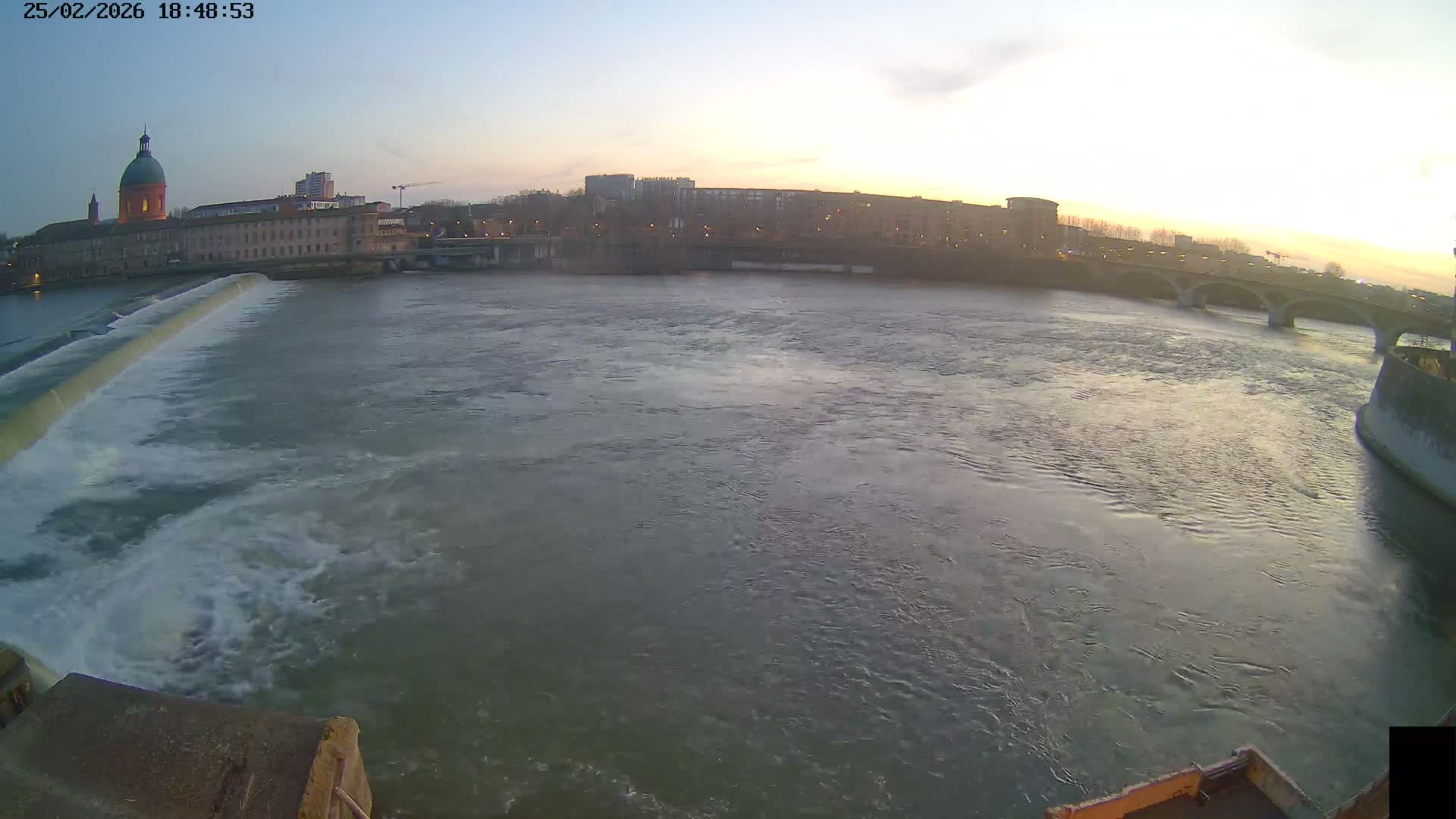 Toulouse City & Garonne River Live Cam - Toulouse, Haute-Garonne, Occitanie, France