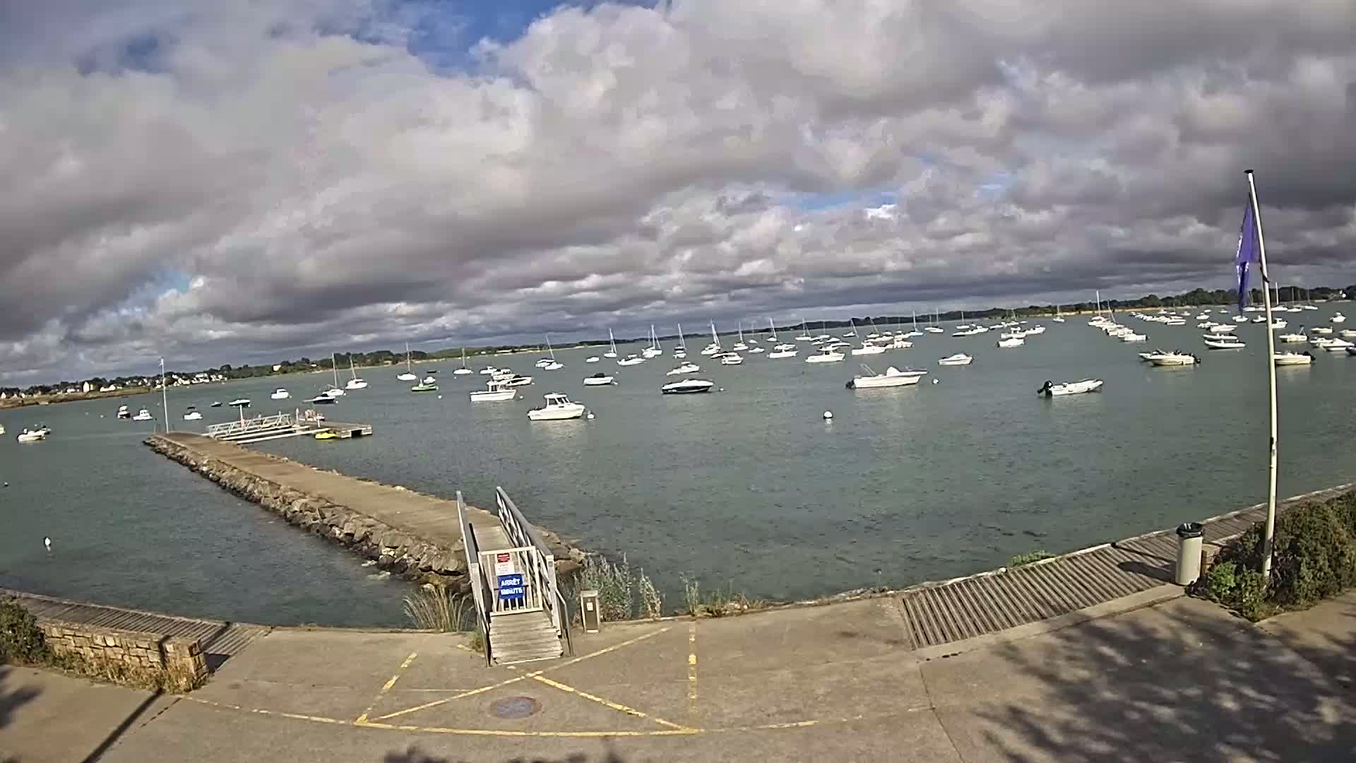 Mesquer, Merquel Coast Live Cam - Saint-Nazaire, Loire-Atlantique, Pays de la Loire, France
