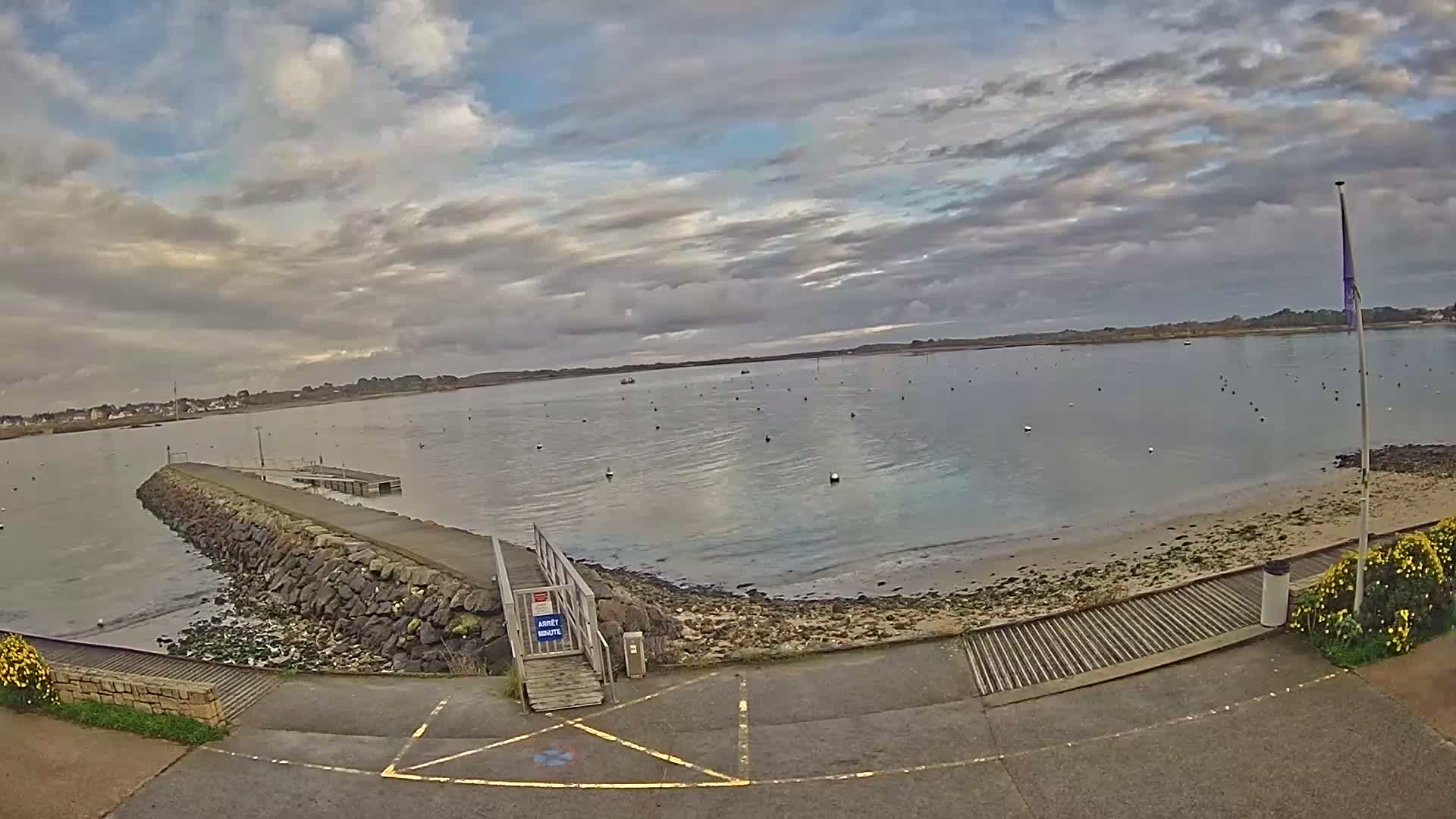 Mesquer, Merquel Coast Live Cam - Saint-Nazaire, Loire-Atlantique, Pays de la Loire, France