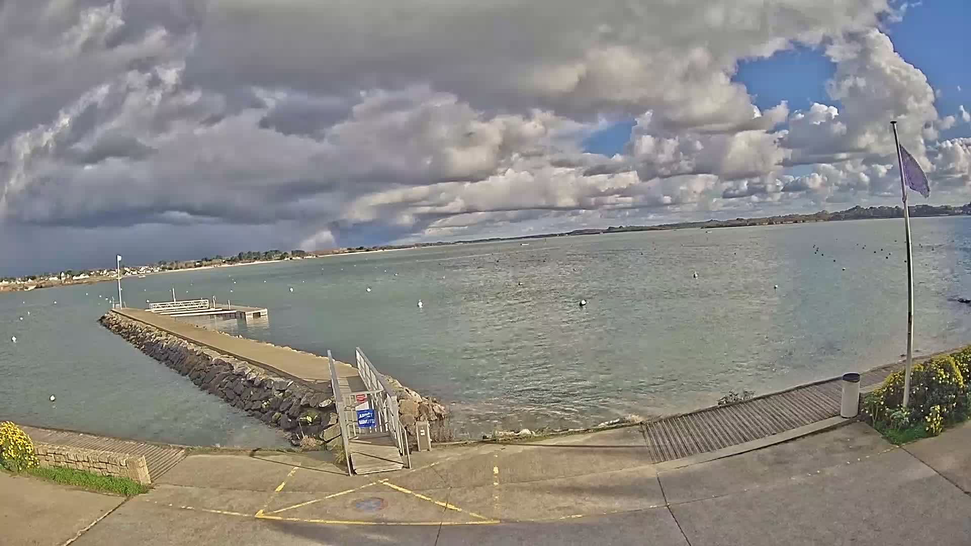 Mesquer, Merquel Coast Live Cam - Saint-Nazaire, Loire-Atlantique, Pays de la Loire, France