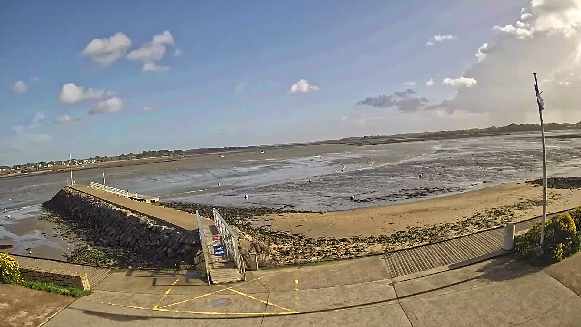 Mesquer, Merquel Coast Live Cam - Saint-Nazaire, Loire-Atlantique, Pays de la Loire, France