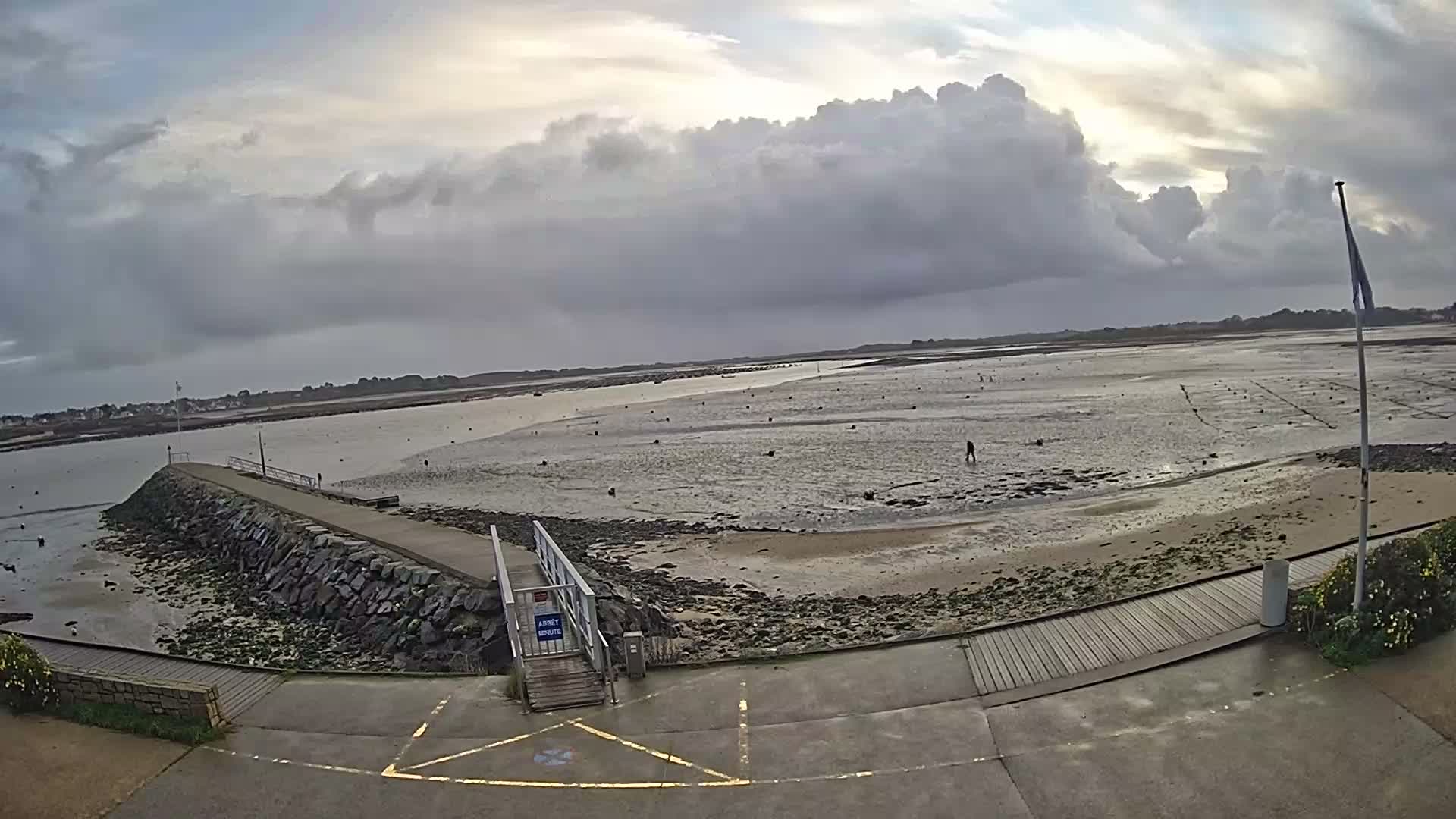 Mesquer, Merquel Coast Live Cam - Saint-Nazaire, Loire-Atlantique, Pays de la Loire, France