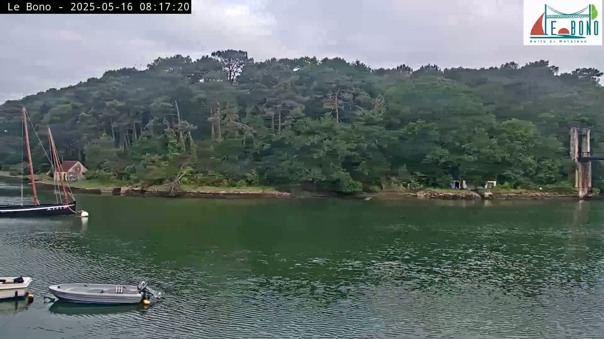 Riviere du Bono River & Le Bono Pont Joseph Le Brix (Pont Joseph Bridge) Live Cam - Vannes, Morbihan, Bretagne. France
