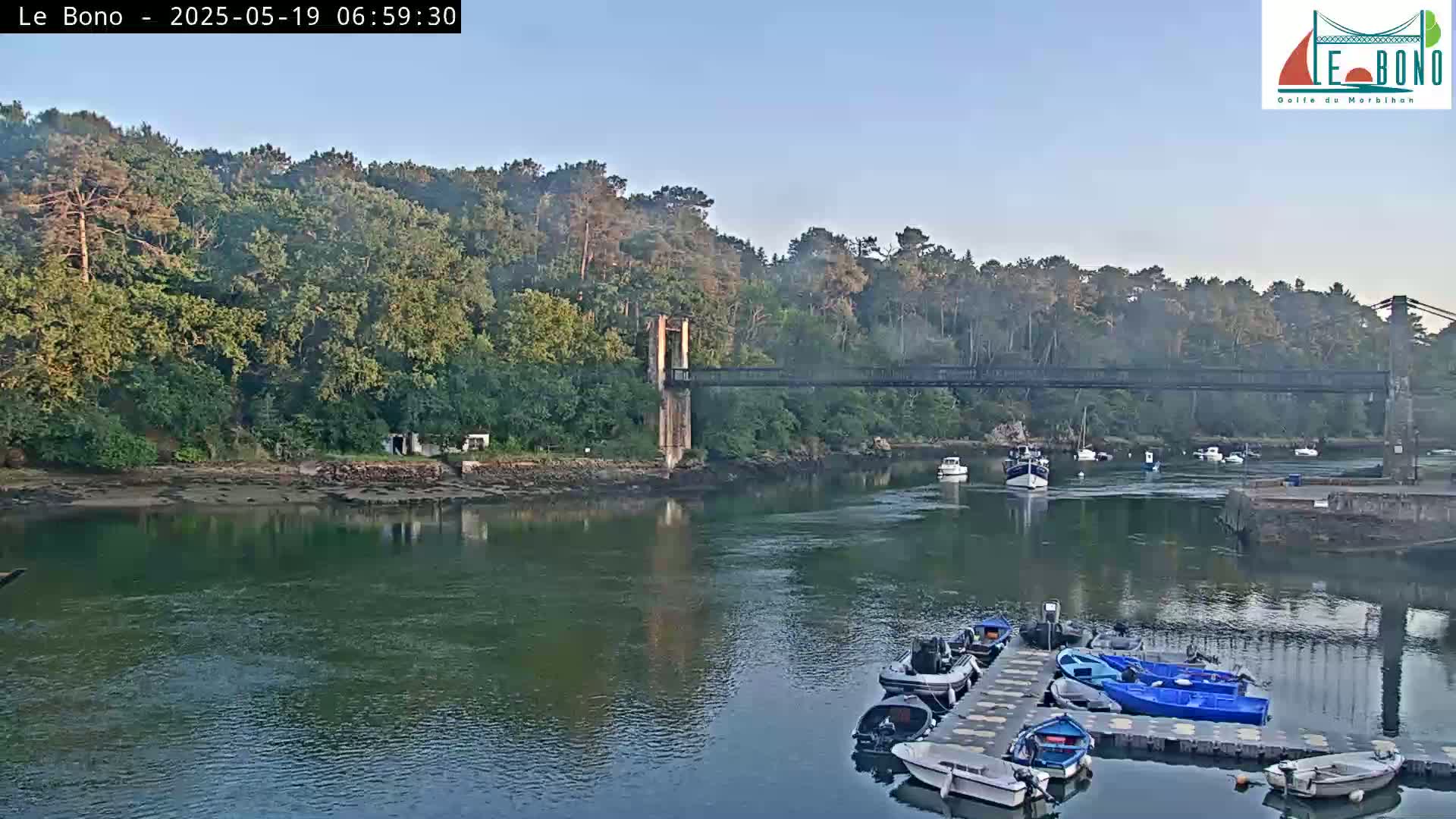 Riviere du Bono River & Le Bono Pont Joseph Le Brix (Pont Joseph Bridge) Live Cam - Vannes, Morbihan, Bretagne. France