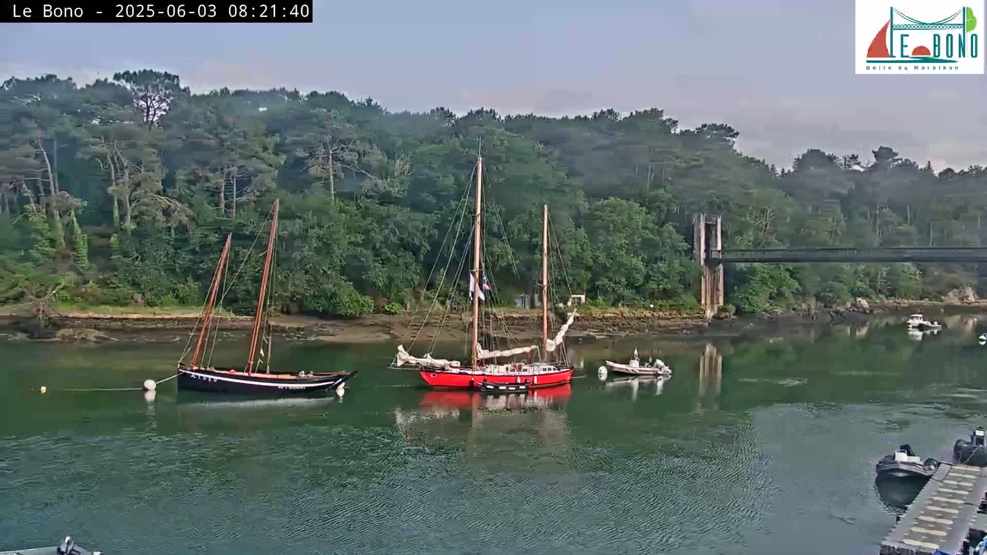 Riviere du Bono River & Le Bono Pont Joseph Le Brix (Pont Joseph Bridge) Live Cam - Vannes, Morbihan, Bretagne. France