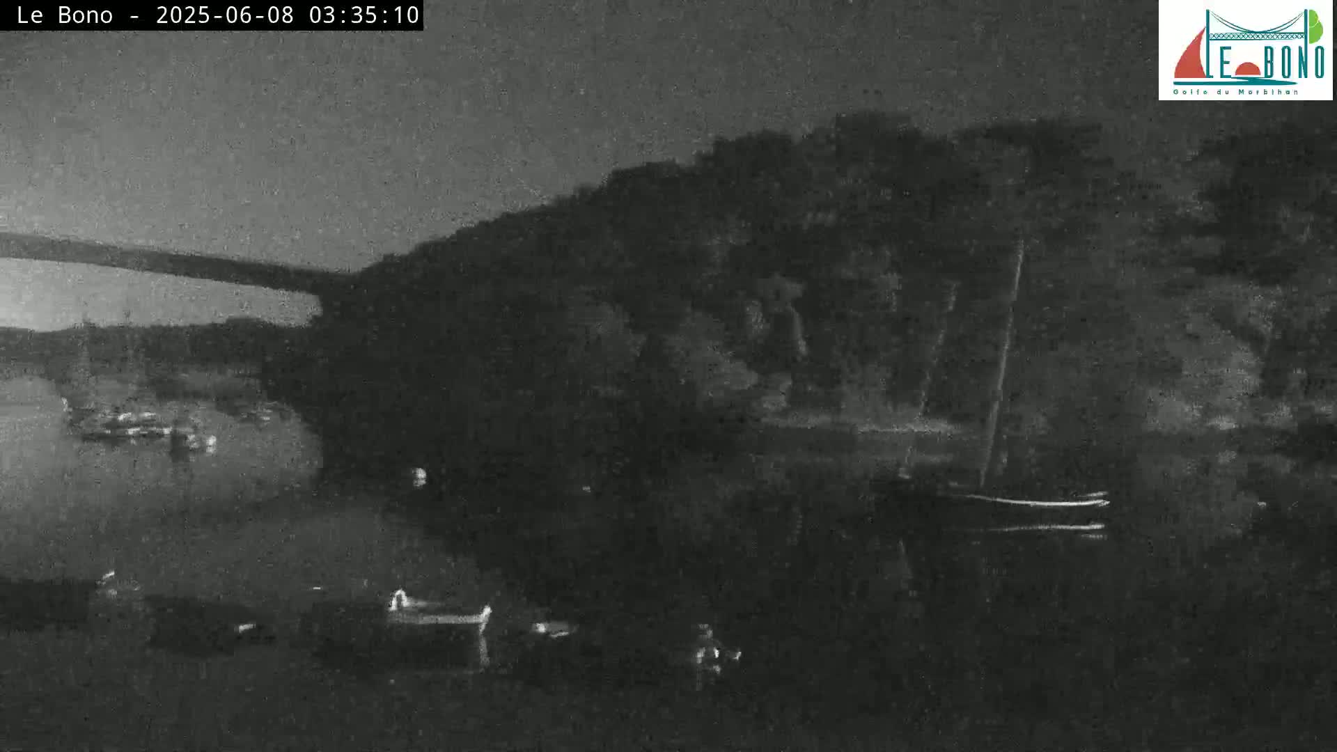 Riviere du Bono River & Le Bono Pont Joseph Le Brix (Pont Joseph Bridge) Live Cam - Vannes, Morbihan, Bretagne. France