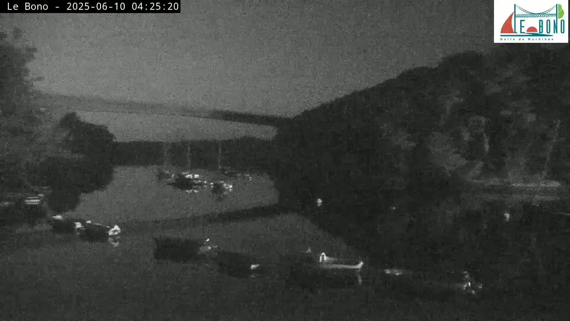 Riviere du Bono River & Le Bono Pont Joseph Le Brix (Pont Joseph Bridge) Live Cam - Vannes, Morbihan, Bretagne. France