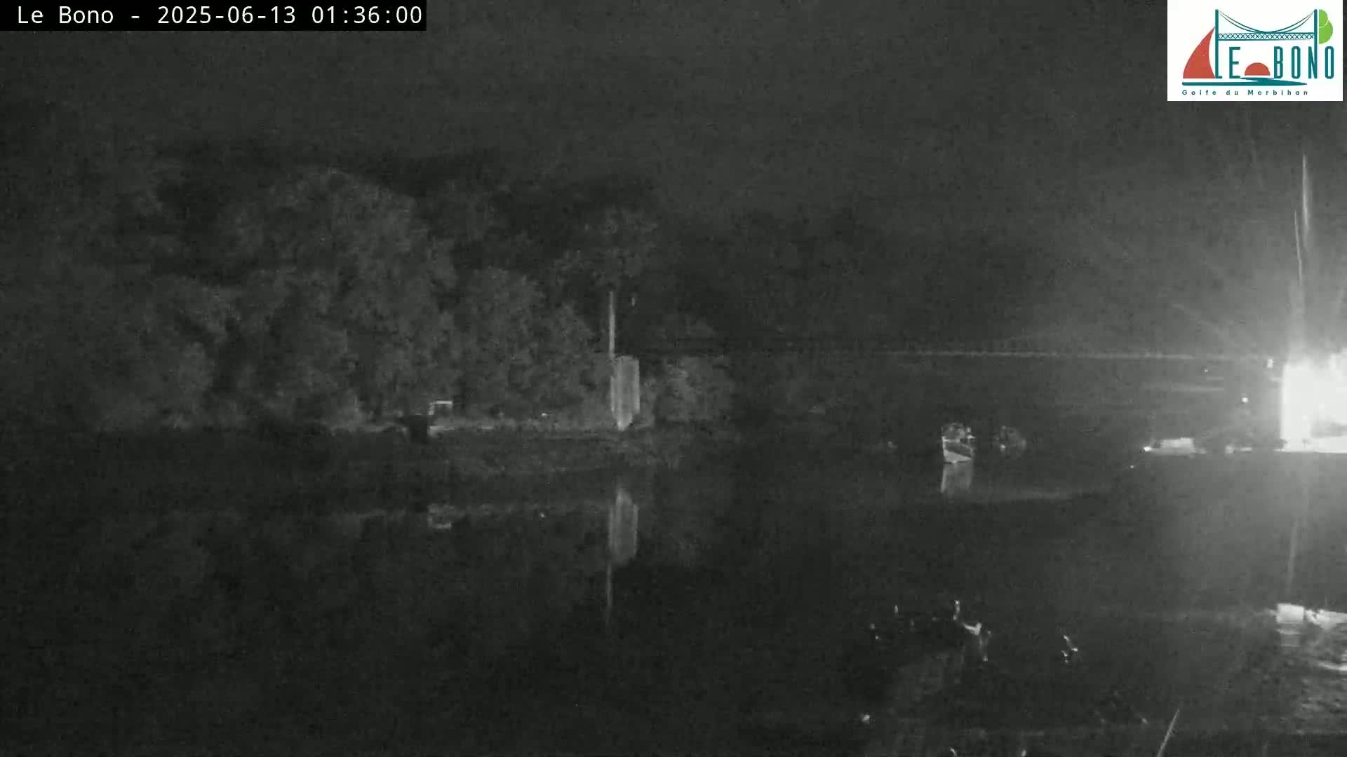 Riviere du Bono River & Le Bono Pont Joseph Le Brix (Pont Joseph Bridge) Live Cam - Vannes, Morbihan, Bretagne. France