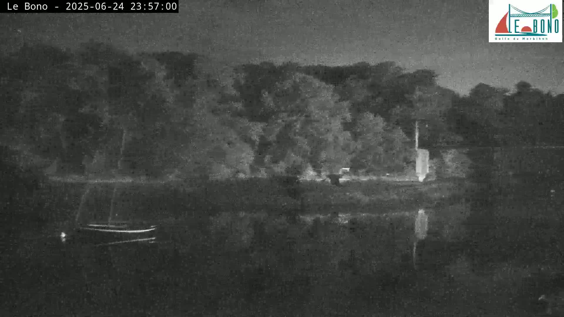 Riviere du Bono River & Le Bono Pont Joseph Le Brix (Pont Joseph Bridge) Live Cam - Vannes, Morbihan, Bretagne. France