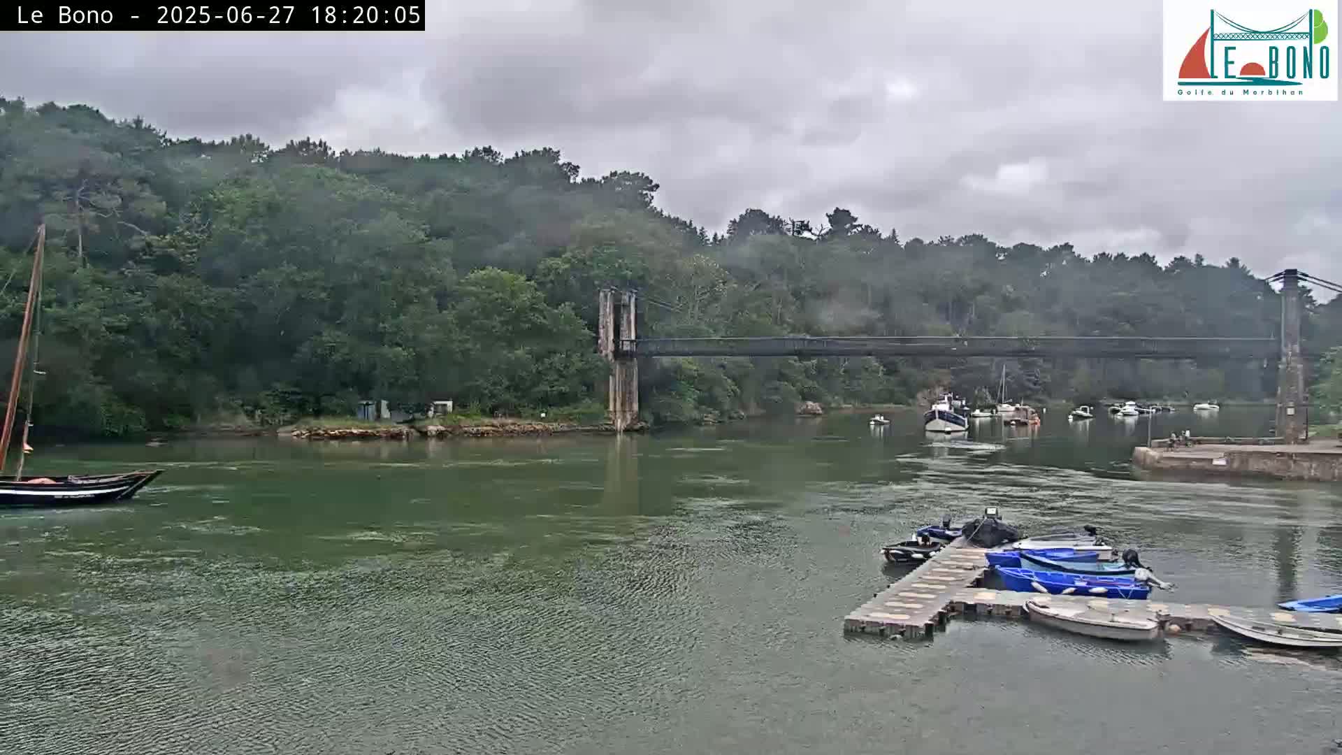 Riviere du Bono River & Le Bono Pont Joseph Le Brix (Pont Joseph Bridge) Live Cam - Vannes, Morbihan, Bretagne. France
