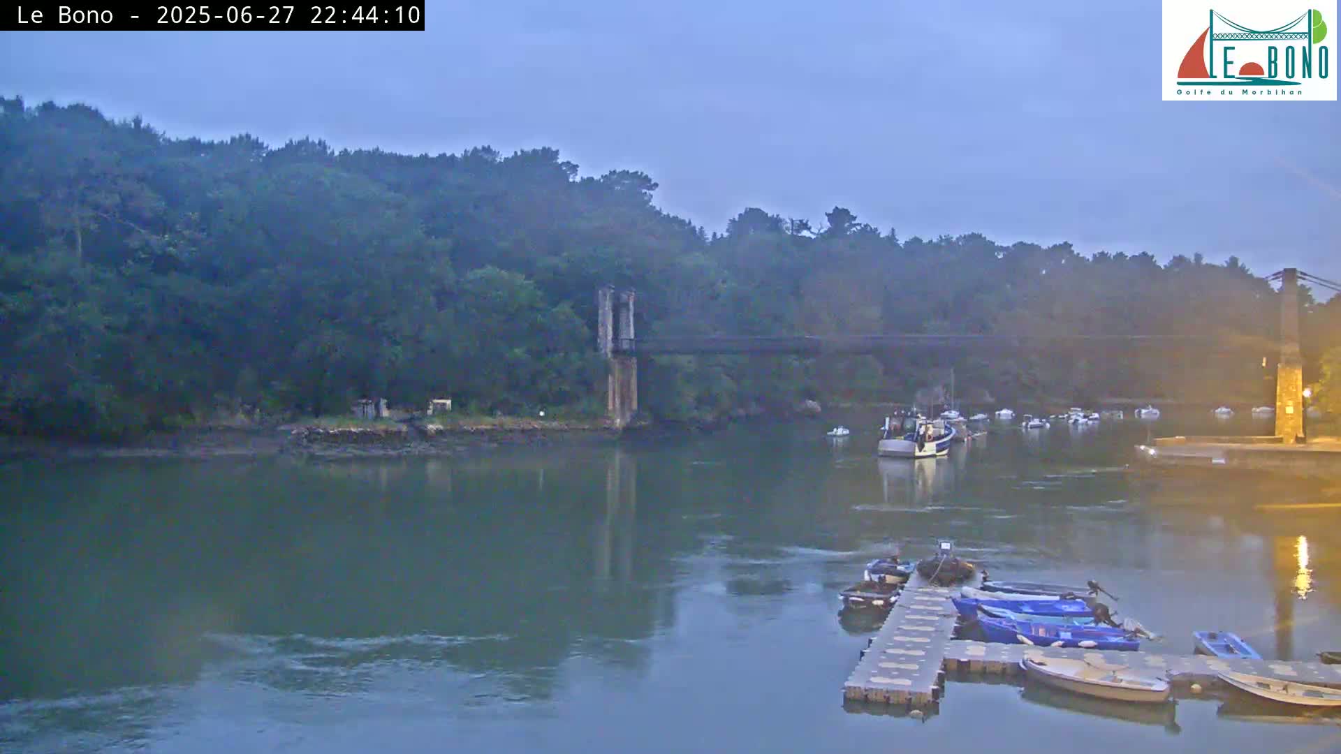 Riviere du Bono River & Le Bono Pont Joseph Le Brix (Pont Joseph Bridge) Live Cam - Vannes, Morbihan, Bretagne. France