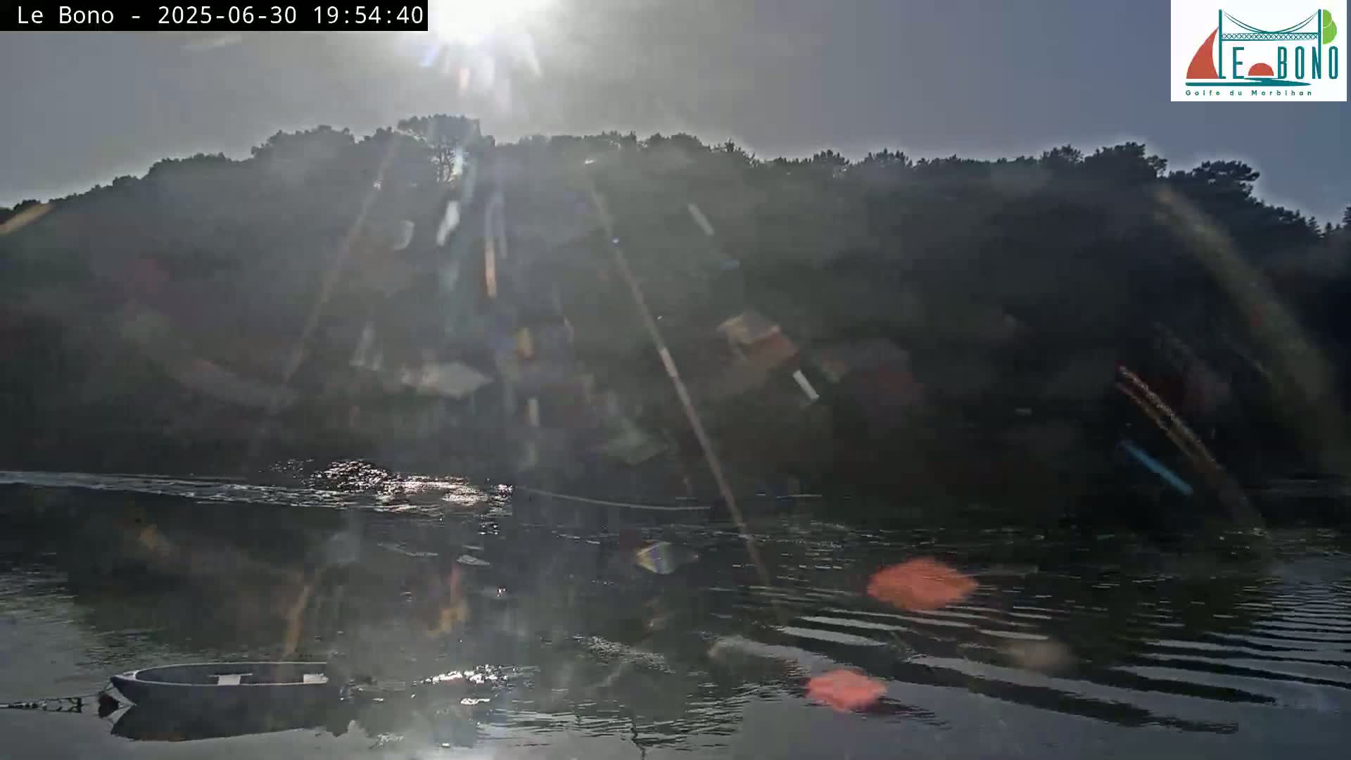 Riviere du Bono River & Le Bono Pont Joseph Le Brix (Pont Joseph Bridge) Live Cam - Vannes, Morbihan, Bretagne. France