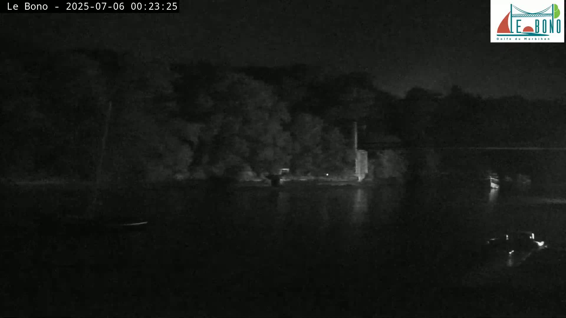 Riviere du Bono River & Le Bono Pont Joseph Le Brix (Pont Joseph Bridge) Live Cam - Vannes, Morbihan, Bretagne. France