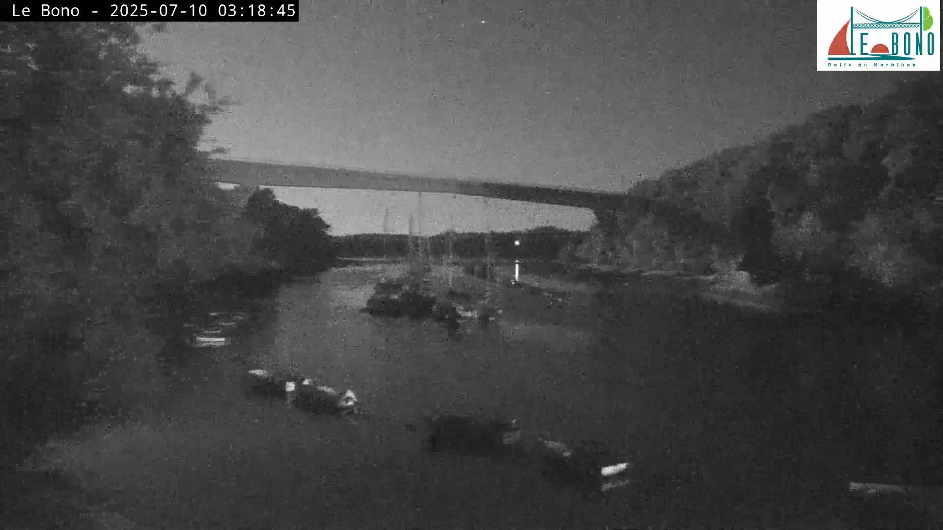Riviere du Bono River & Le Bono Pont Joseph Le Brix (Pont Joseph Bridge) Live Cam - Vannes, Morbihan, Bretagne. France