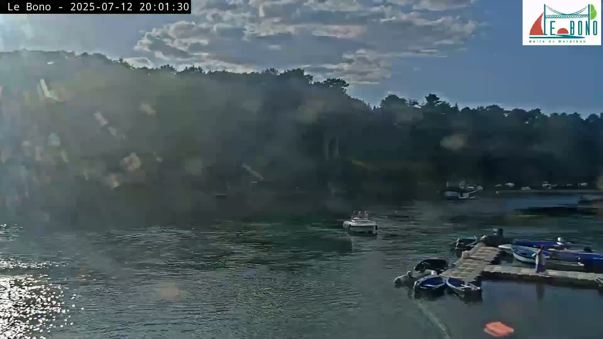 Riviere du Bono River & Le Bono Pont Joseph Le Brix (Pont Joseph Bridge) Live Cam - Vannes, Morbihan, Bretagne. France
