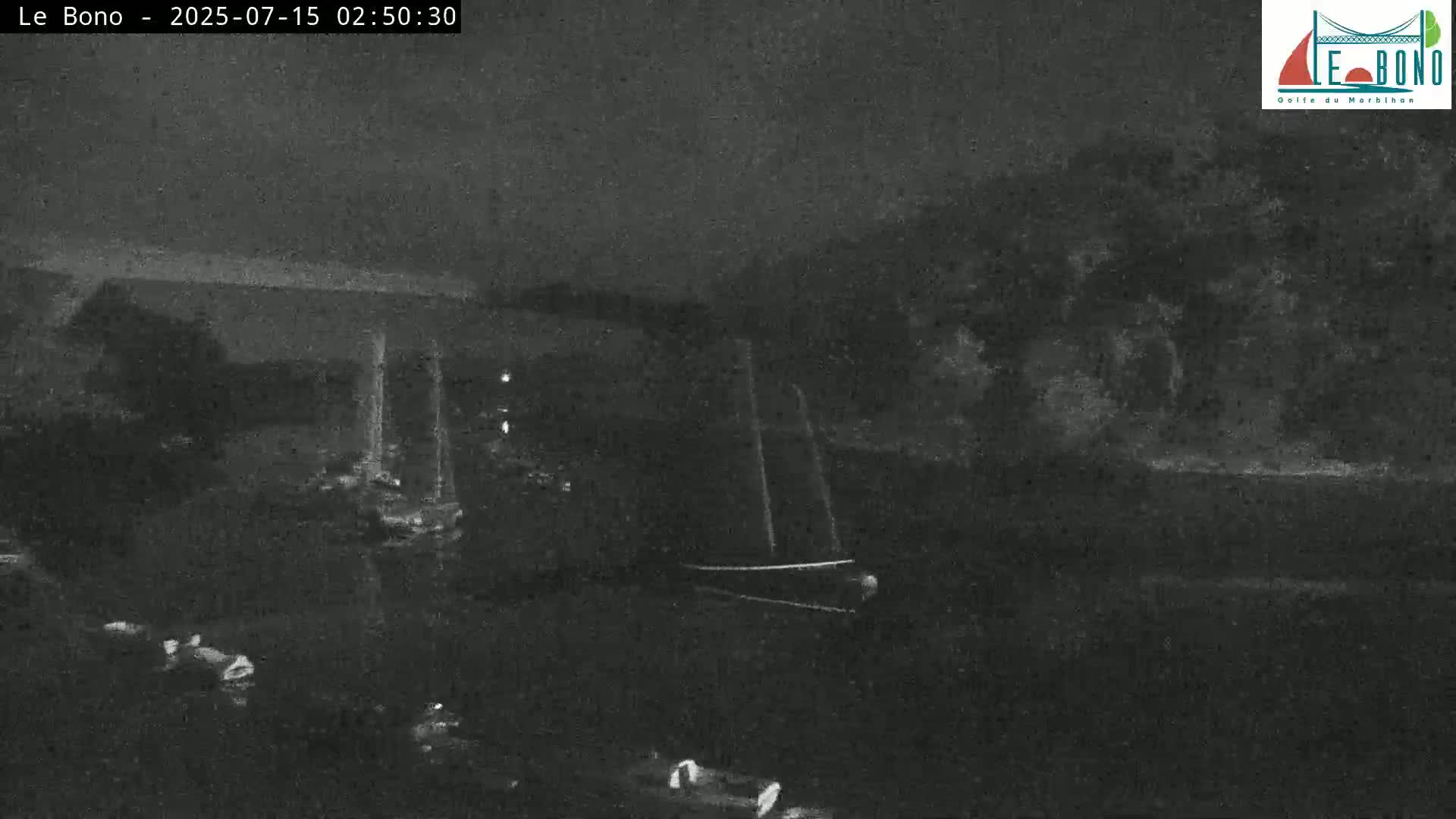 Riviere du Bono River & Le Bono Pont Joseph Le Brix (Pont Joseph Bridge) Live Cam - Vannes, Morbihan, Bretagne. France