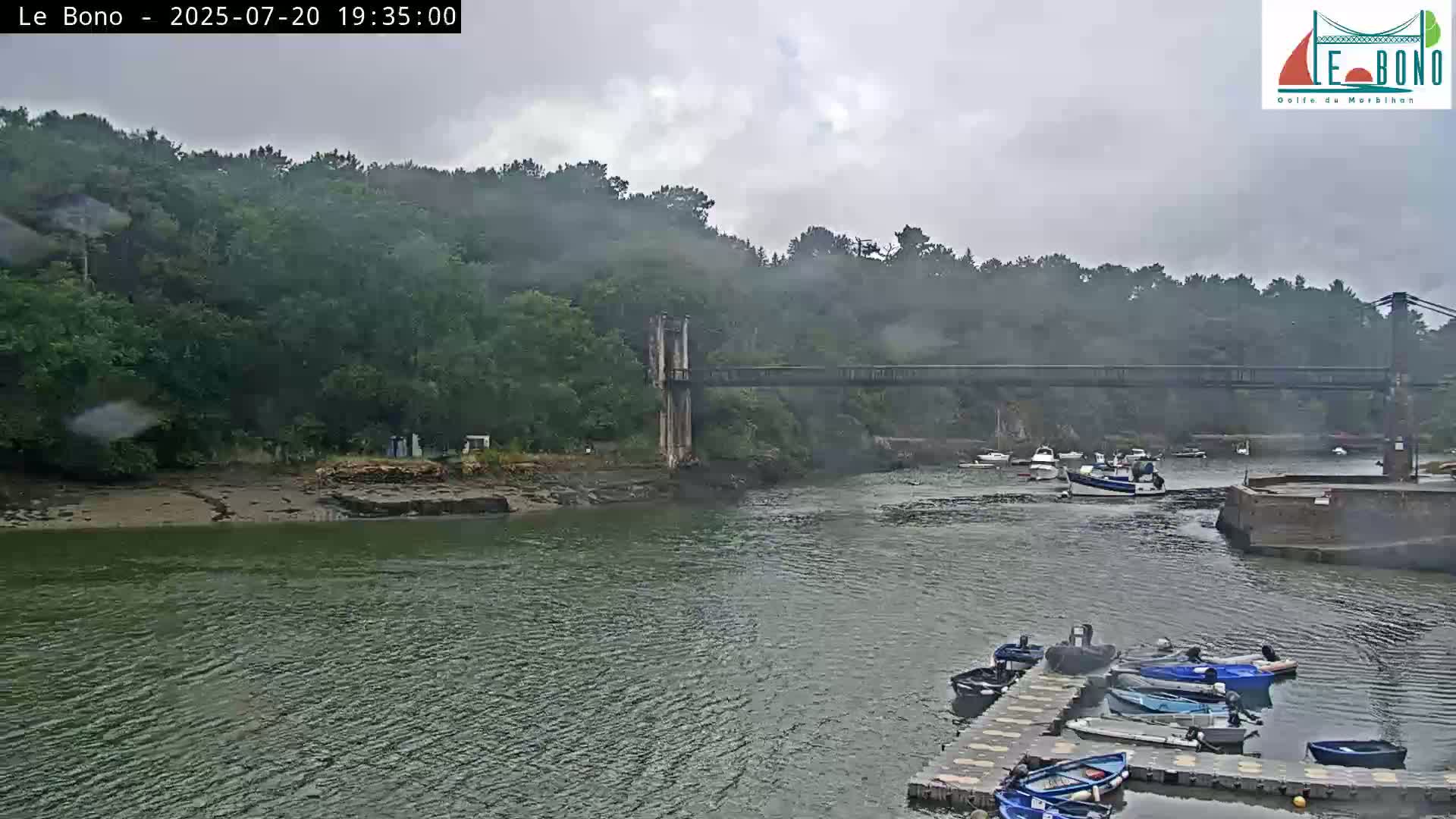 Riviere du Bono River & Le Bono Pont Joseph Le Brix (Pont Joseph Bridge) Live Cam - Vannes, Morbihan, Bretagne. France