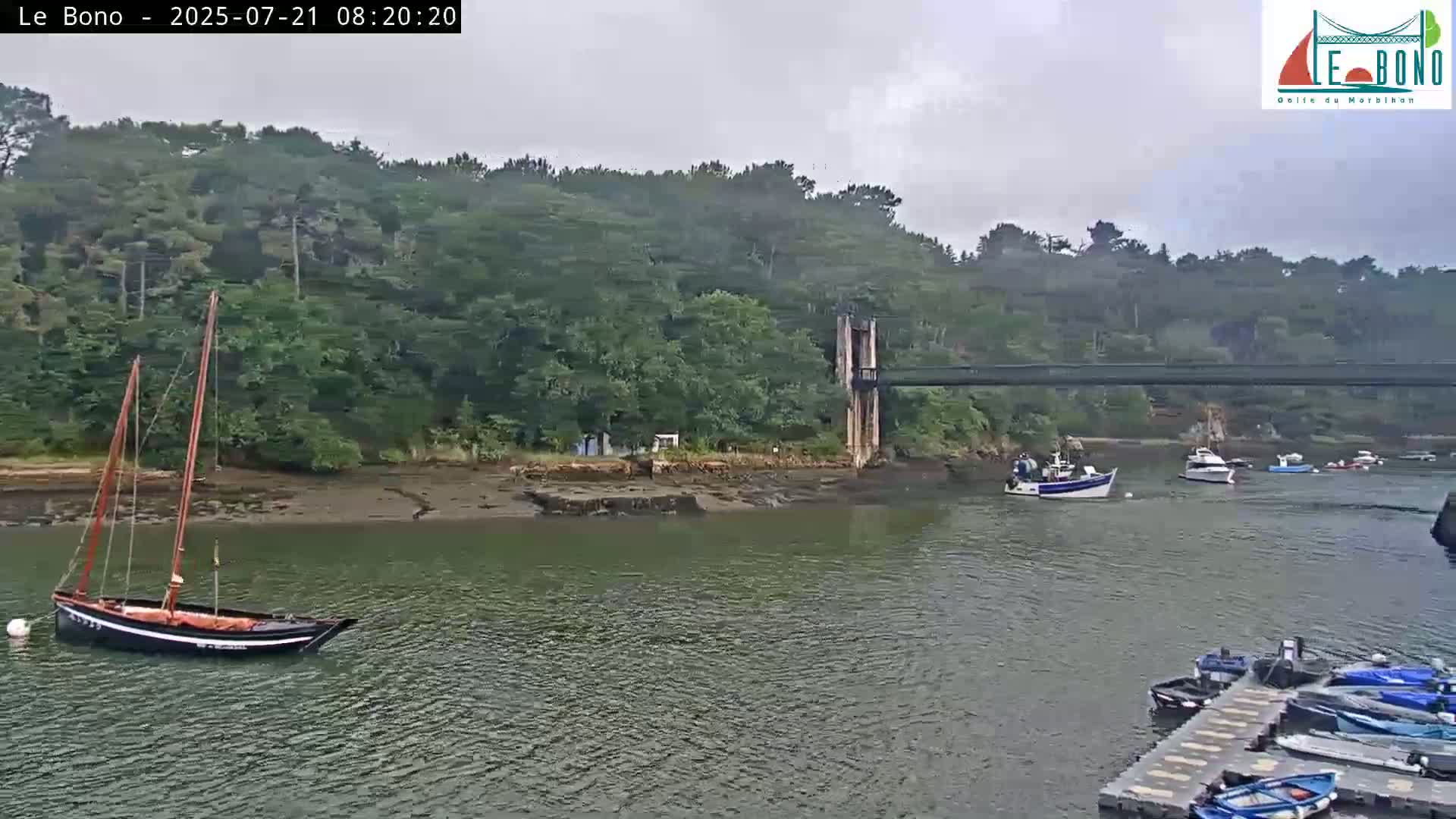 Riviere du Bono River & Le Bono Pont Joseph Le Brix (Pont Joseph Bridge) Live Cam - Vannes, Morbihan, Bretagne. France