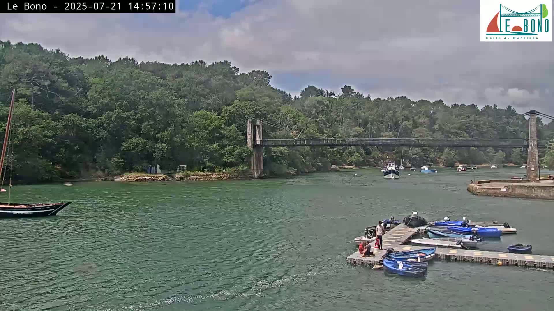 Riviere du Bono River & Le Bono Pont Joseph Le Brix (Pont Joseph Bridge) Live Cam - Vannes, Morbihan, Bretagne. France