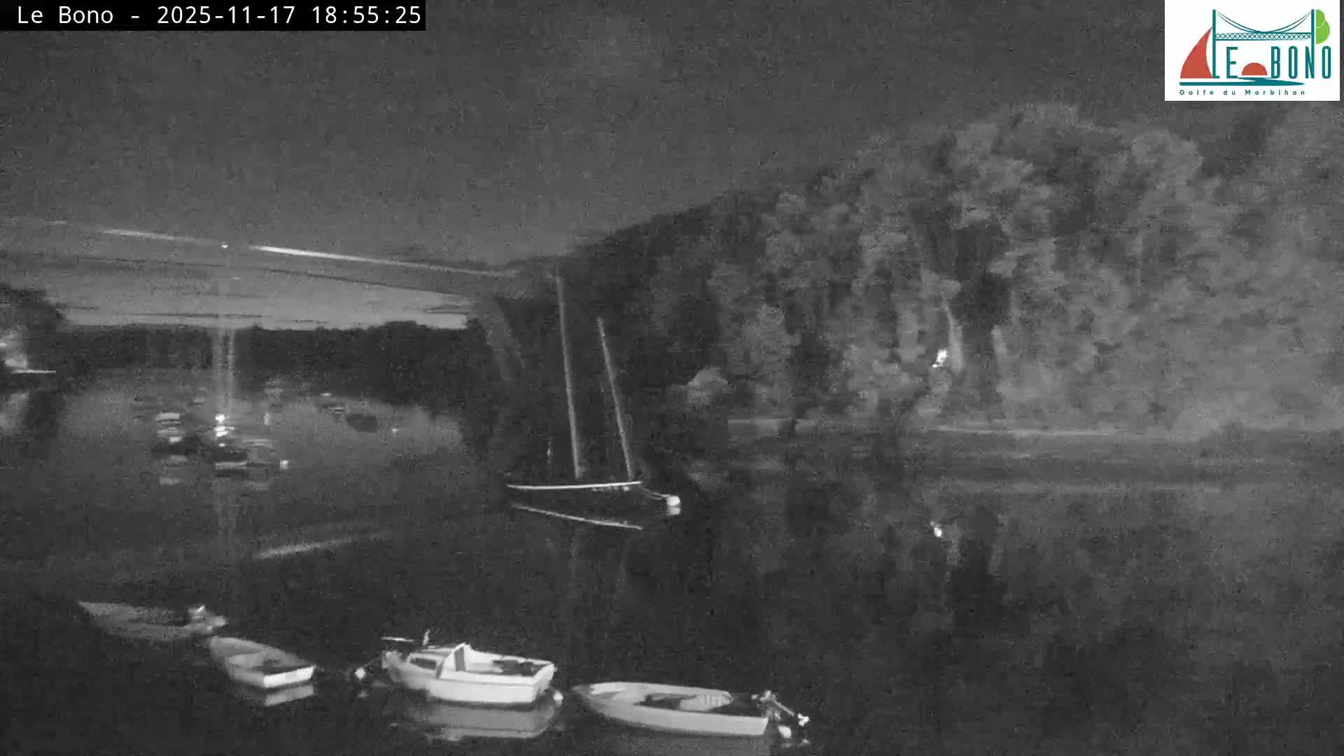 Riviere du Bono River & Le Bono Pont Joseph Le Brix (Pont Joseph Bridge) Live Cam - Vannes, Morbihan, Bretagne. France