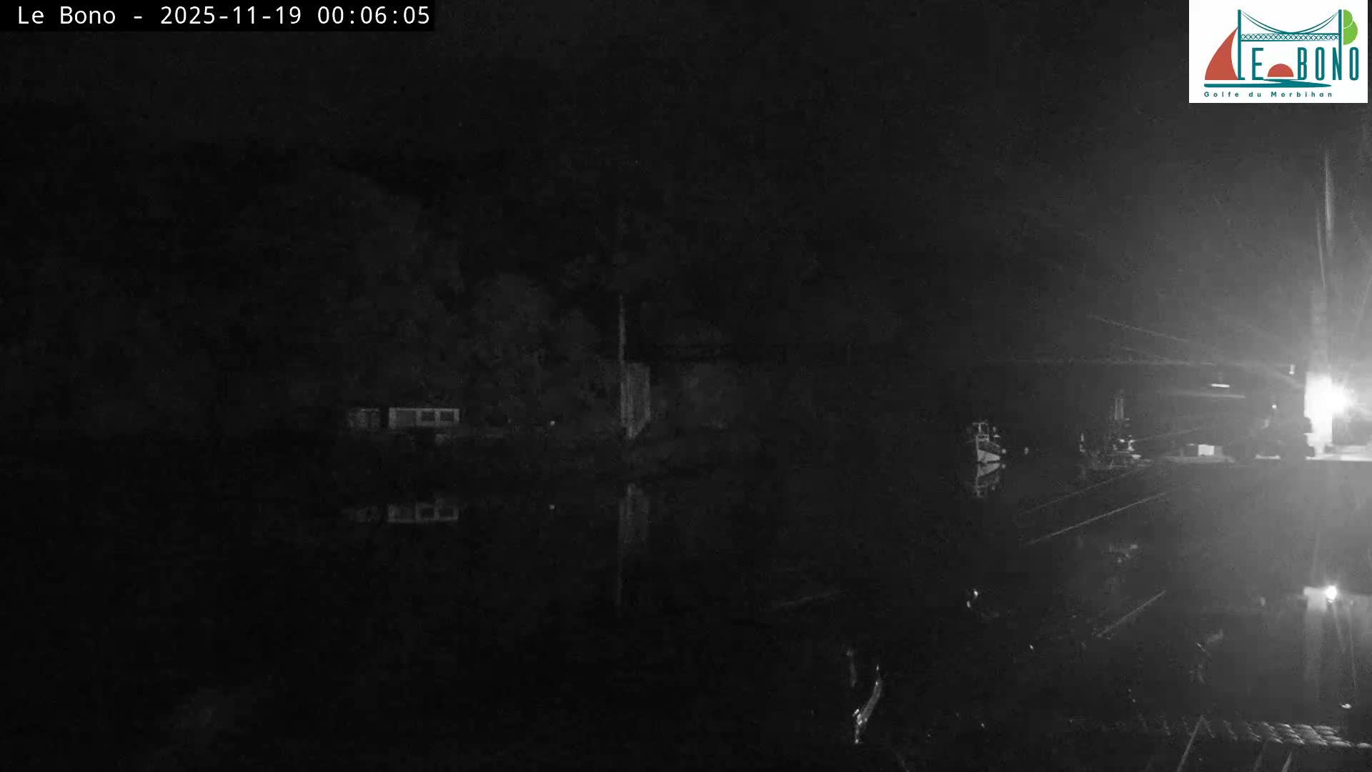 Riviere du Bono River & Le Bono Pont Joseph Le Brix (Pont Joseph Bridge) Live Cam - Vannes, Morbihan, Bretagne. France