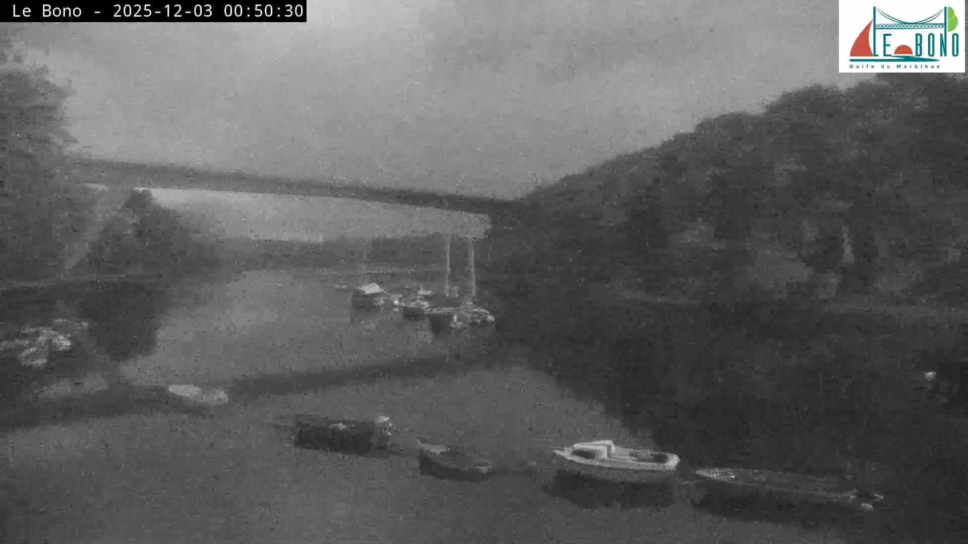 Riviere du Bono River & Le Bono Pont Joseph Le Brix (Pont Joseph Bridge) Live Cam - Vannes, Morbihan, Bretagne. France