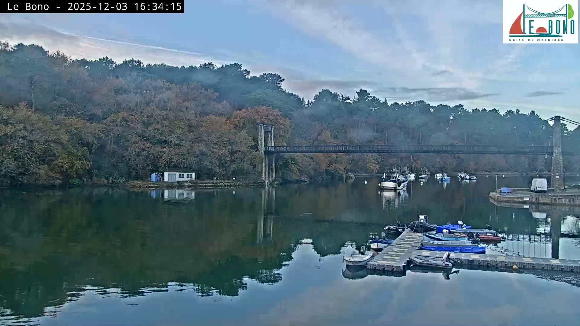 Riviere du Bono River & Le Bono Pont Joseph Le Brix (Pont Joseph Bridge) Live Cam - Vannes, Morbihan, Bretagne. France