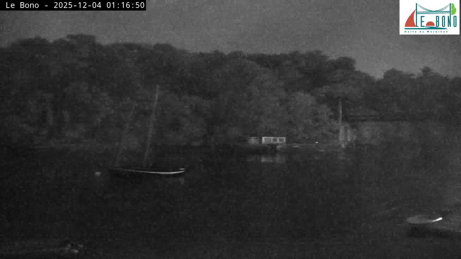 Riviere du Bono River & Le Bono Pont Joseph Le Brix (Pont Joseph Bridge) Live Cam - Vannes, Morbihan, Bretagne. France