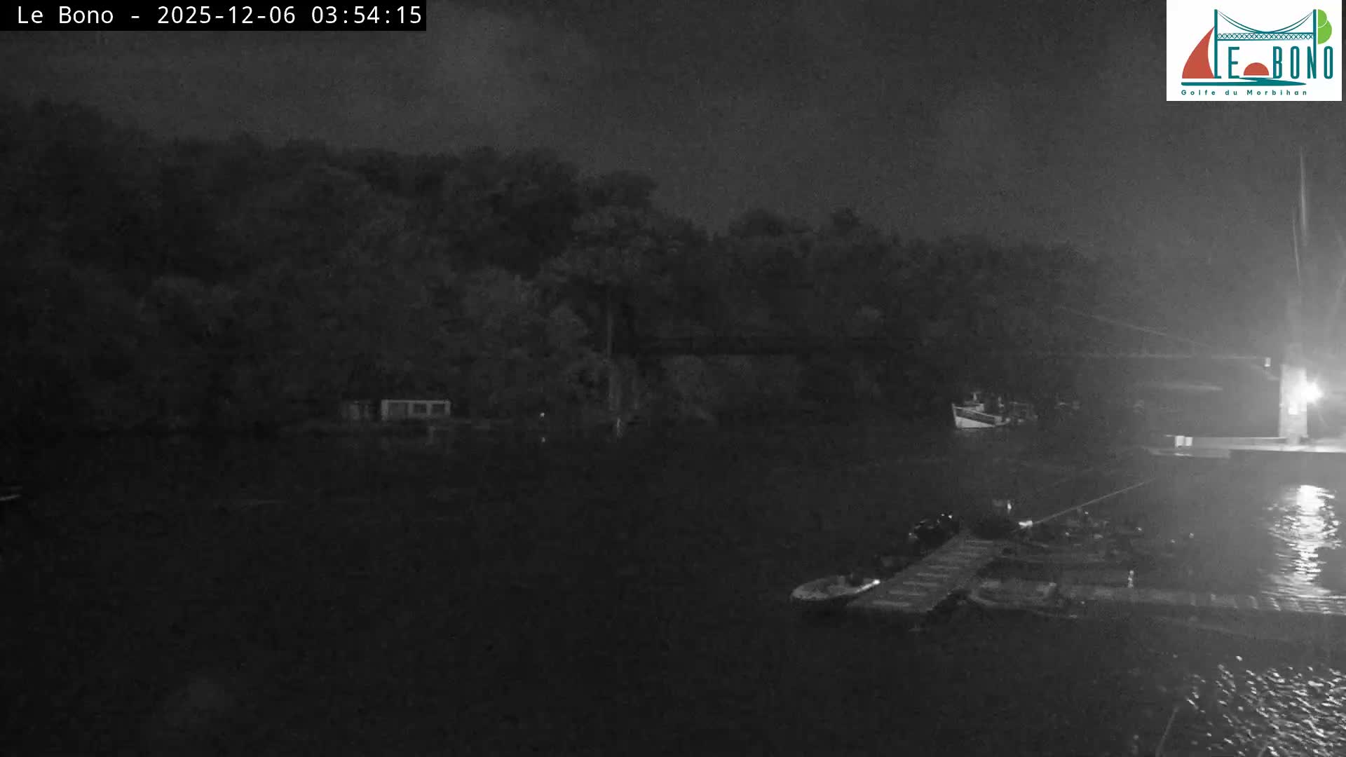 Riviere du Bono River & Le Bono Pont Joseph Le Brix (Pont Joseph Bridge) Live Cam - Vannes, Morbihan, Bretagne. France