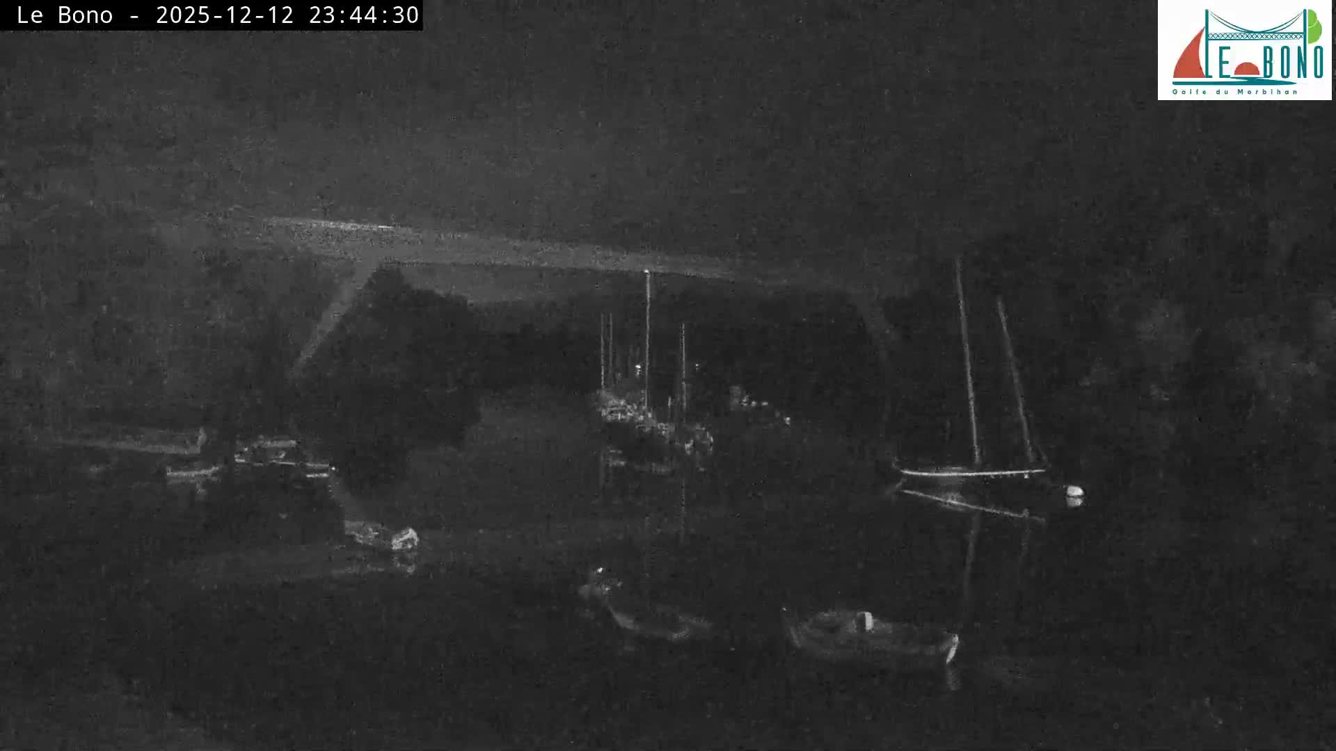 Riviere du Bono River & Le Bono Pont Joseph Le Brix (Pont Joseph Bridge) Live Cam - Vannes, Morbihan, Bretagne. France