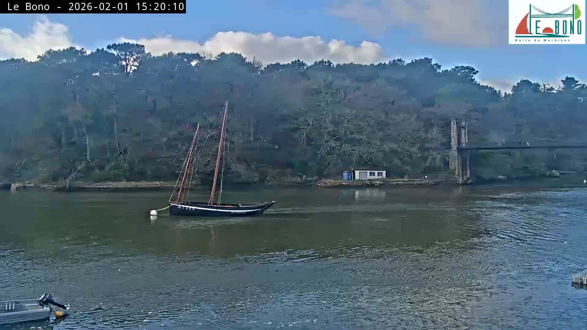 Riviere du Bono River & Le Bono Pont Joseph Le Brix (Pont Joseph Bridge) Live Cam - Vannes, Morbihan, Bretagne. France