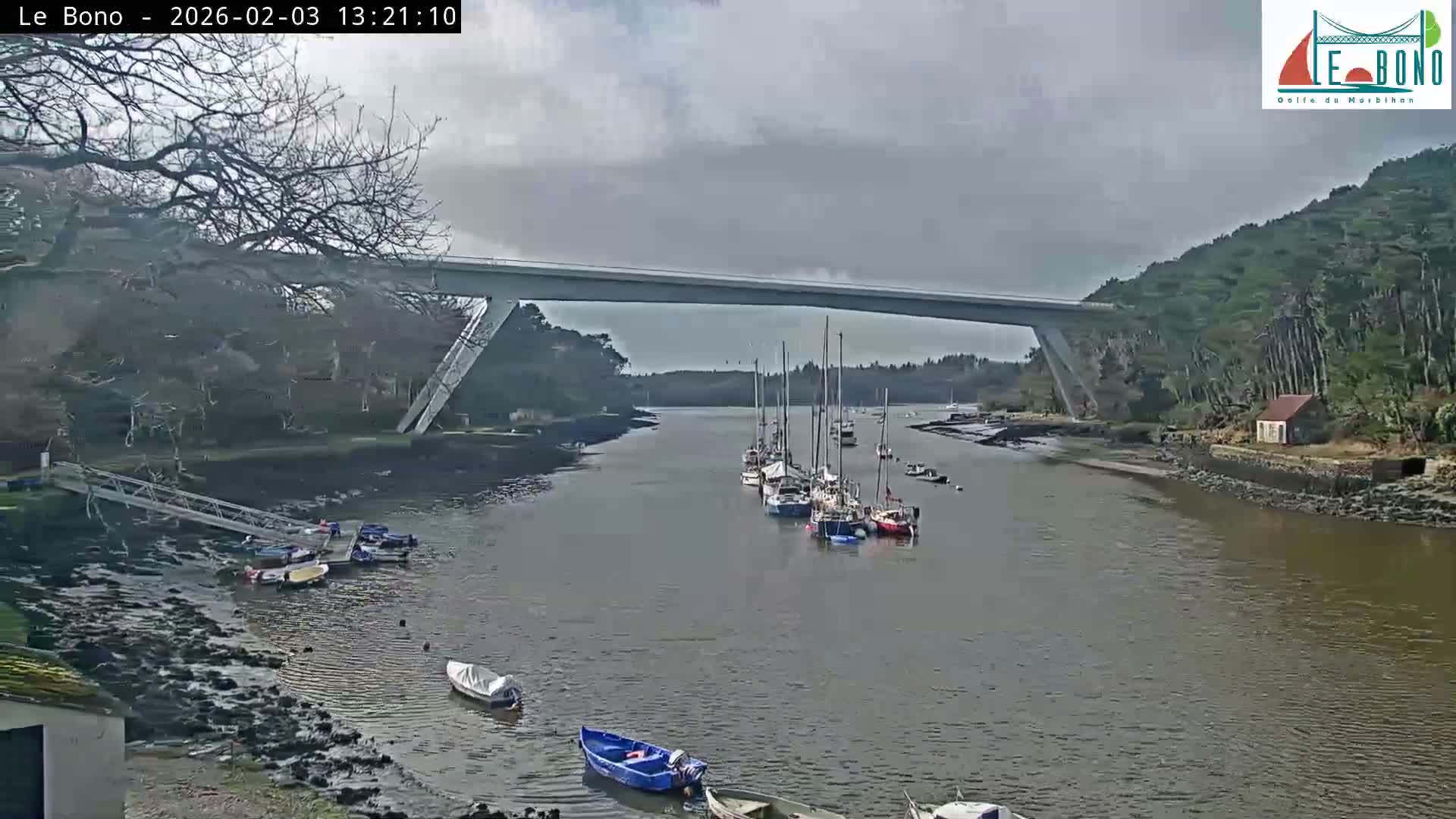 Riviere du Bono River & Le Bono Pont Joseph Le Brix (Pont Joseph Bridge) Live Cam - Vannes, Morbihan, Bretagne. France