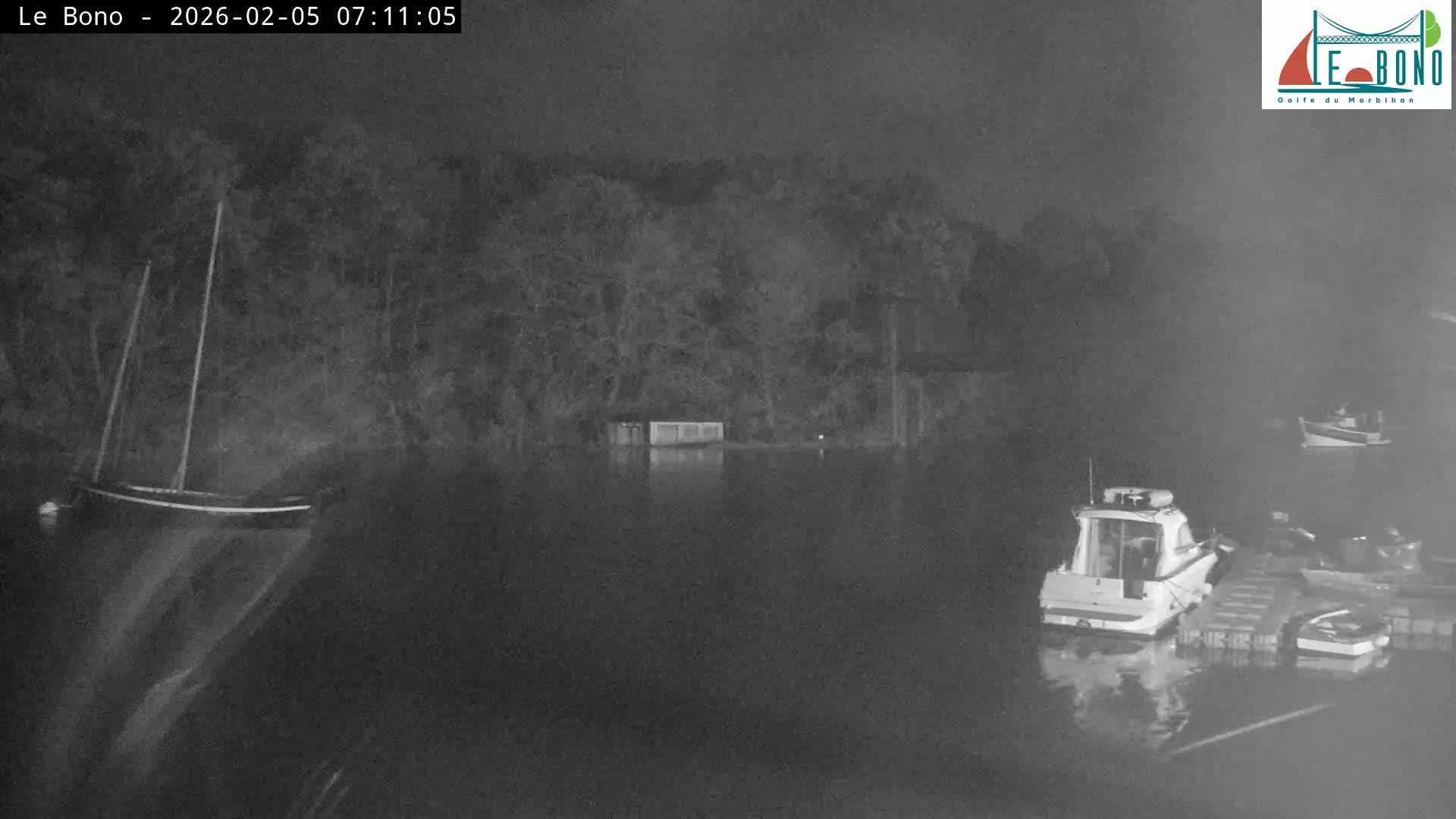 Riviere du Bono River & Le Bono Pont Joseph Le Brix (Pont Joseph Bridge) Live Cam - Vannes, Morbihan, Bretagne. France