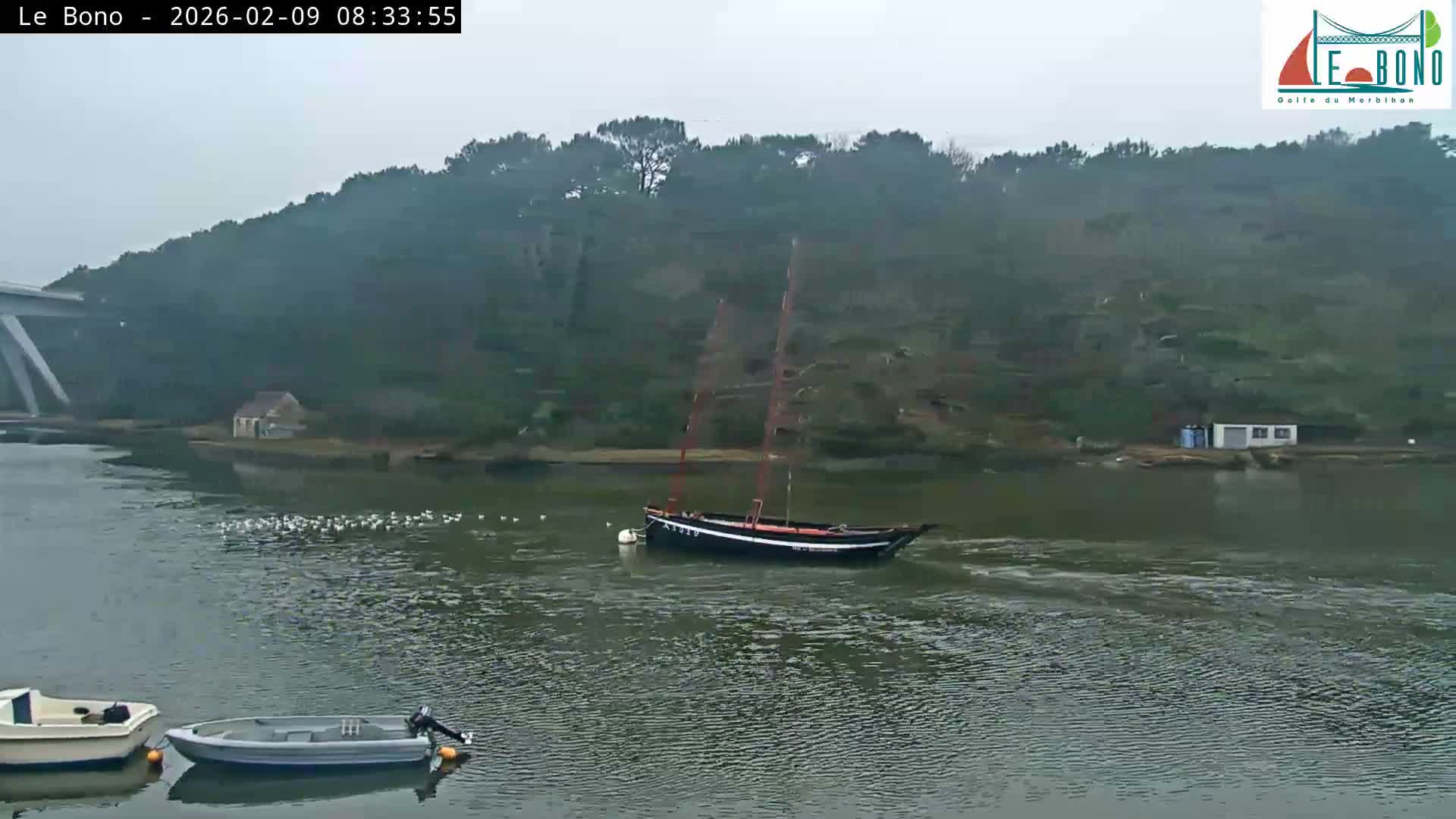 Riviere du Bono River & Le Bono Pont Joseph Le Brix (Pont Joseph Bridge) Live Cam - Vannes, Morbihan, Bretagne. France