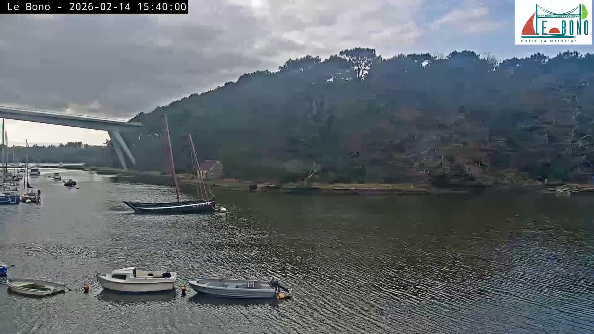 Riviere du Bono River & Le Bono Pont Joseph Le Brix (Pont Joseph Bridge) Live Cam - Vannes, Morbihan, Bretagne. France